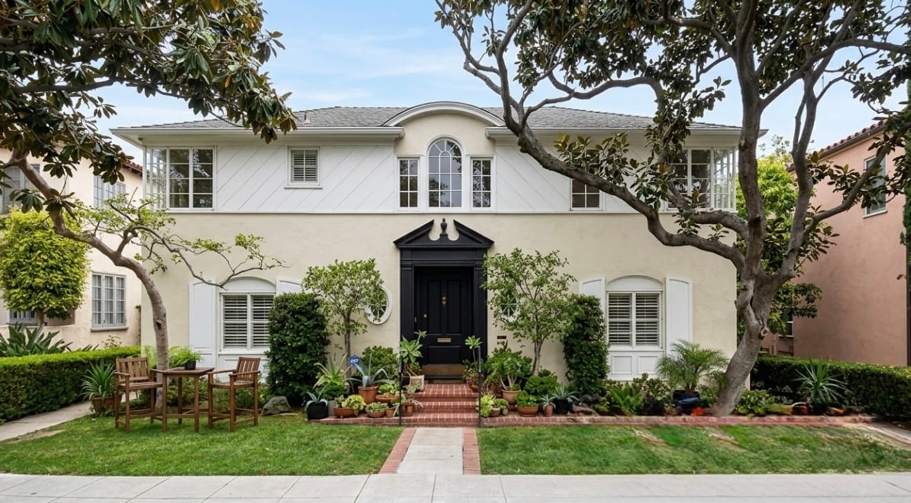 444-446 Smithwood Dr. Beverly Hills CA 90212 - Image 1
