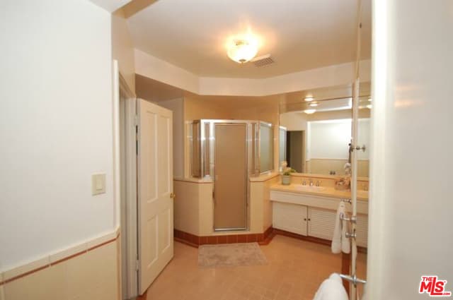 444-446 Smithwood Dr. Beverly Hills CA 90212 - Image 8