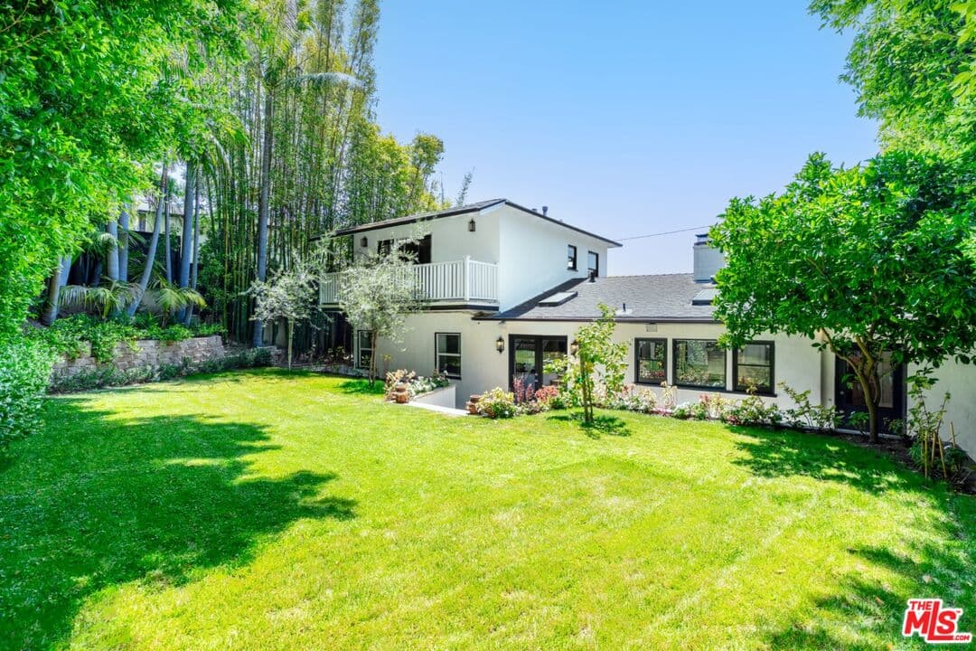 1622 Sunset Plaza Dr. Los Angeles CA 90069 - Image 1