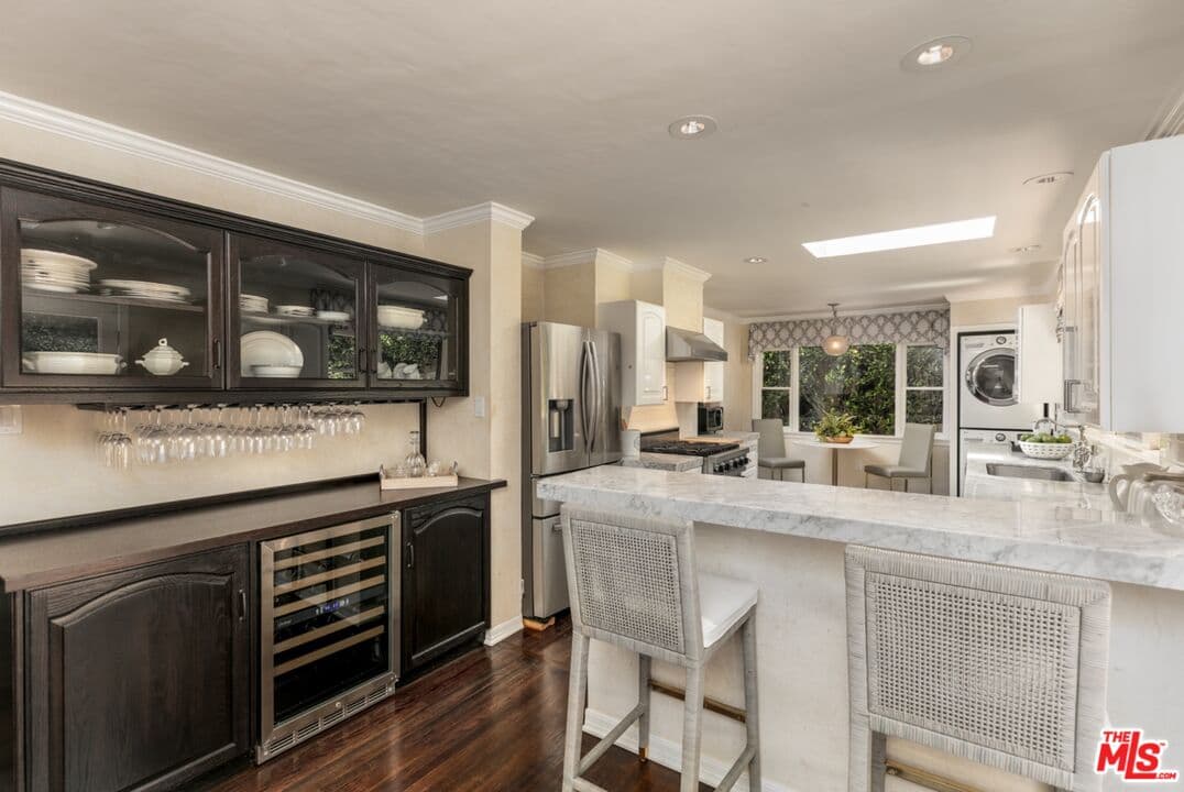 1622 Sunset Plaza Dr. Los Angeles CA 90069 - Image 7