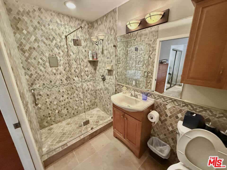 524 N. Bedford Dr. Beverly Hills CA 90210 - Image 21