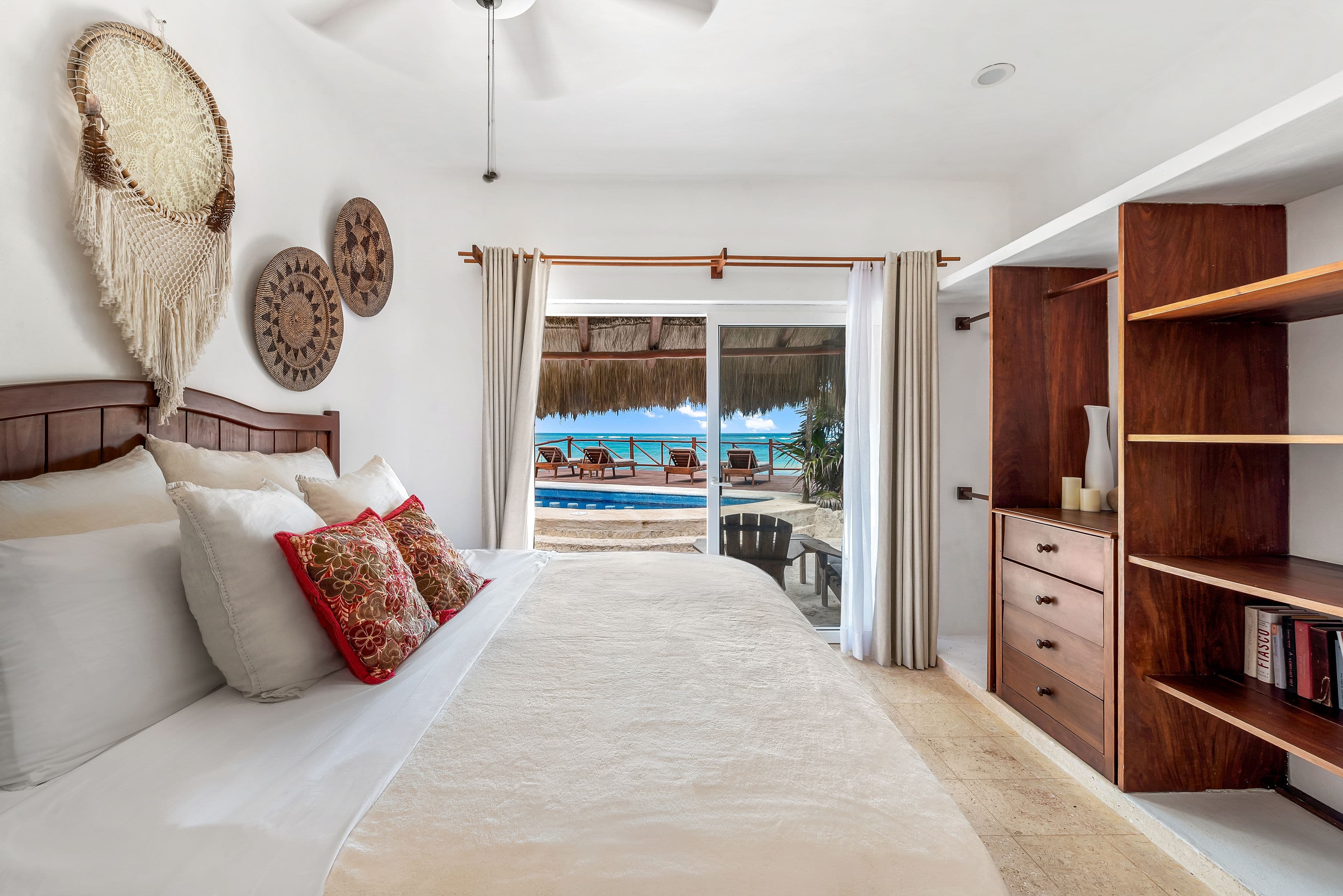 Casa Sofia | 5 Bedroom Beachfront Villa - Image 7