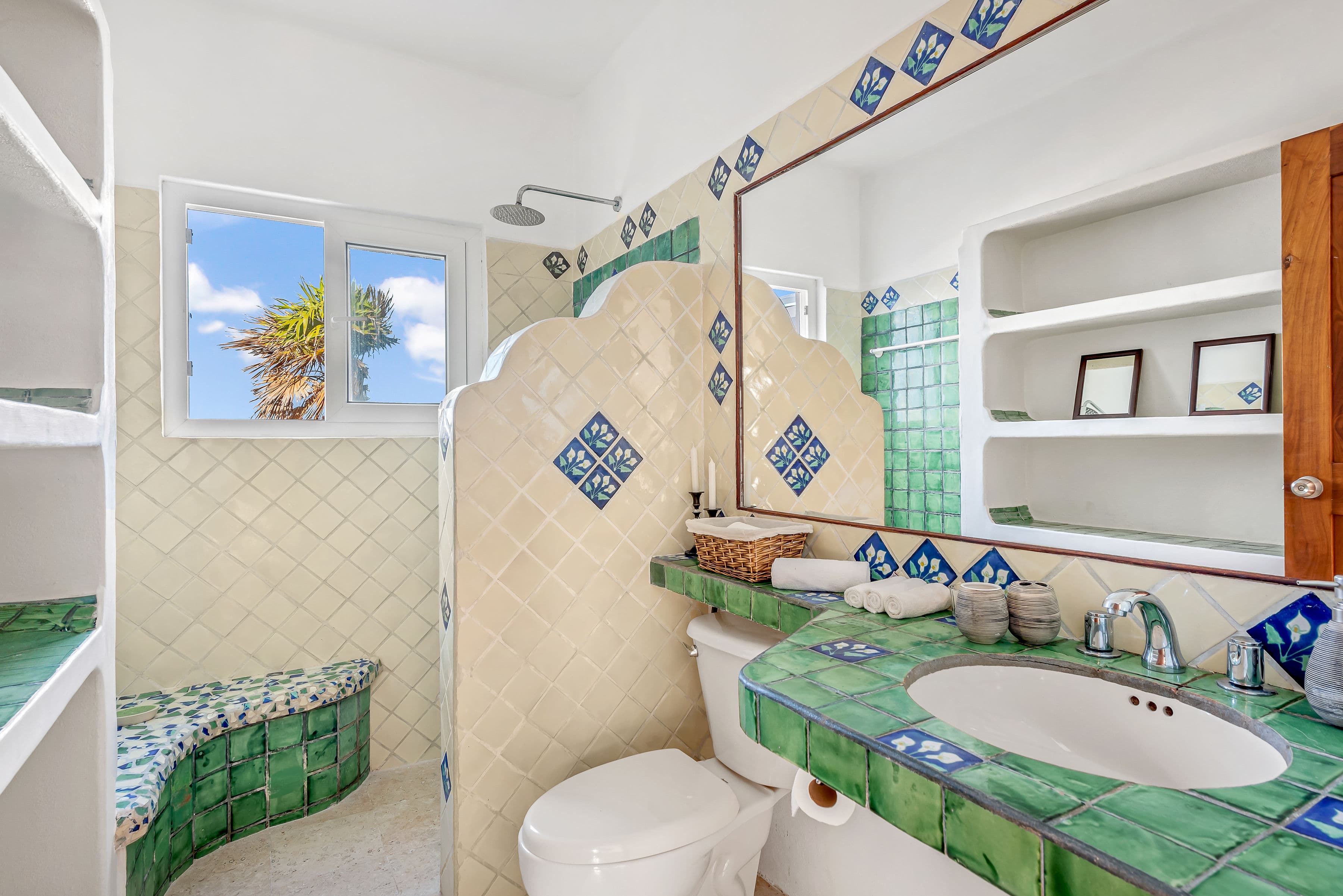 Casa Sofia | 5 Bedroom Beachfront Villa - Image 22