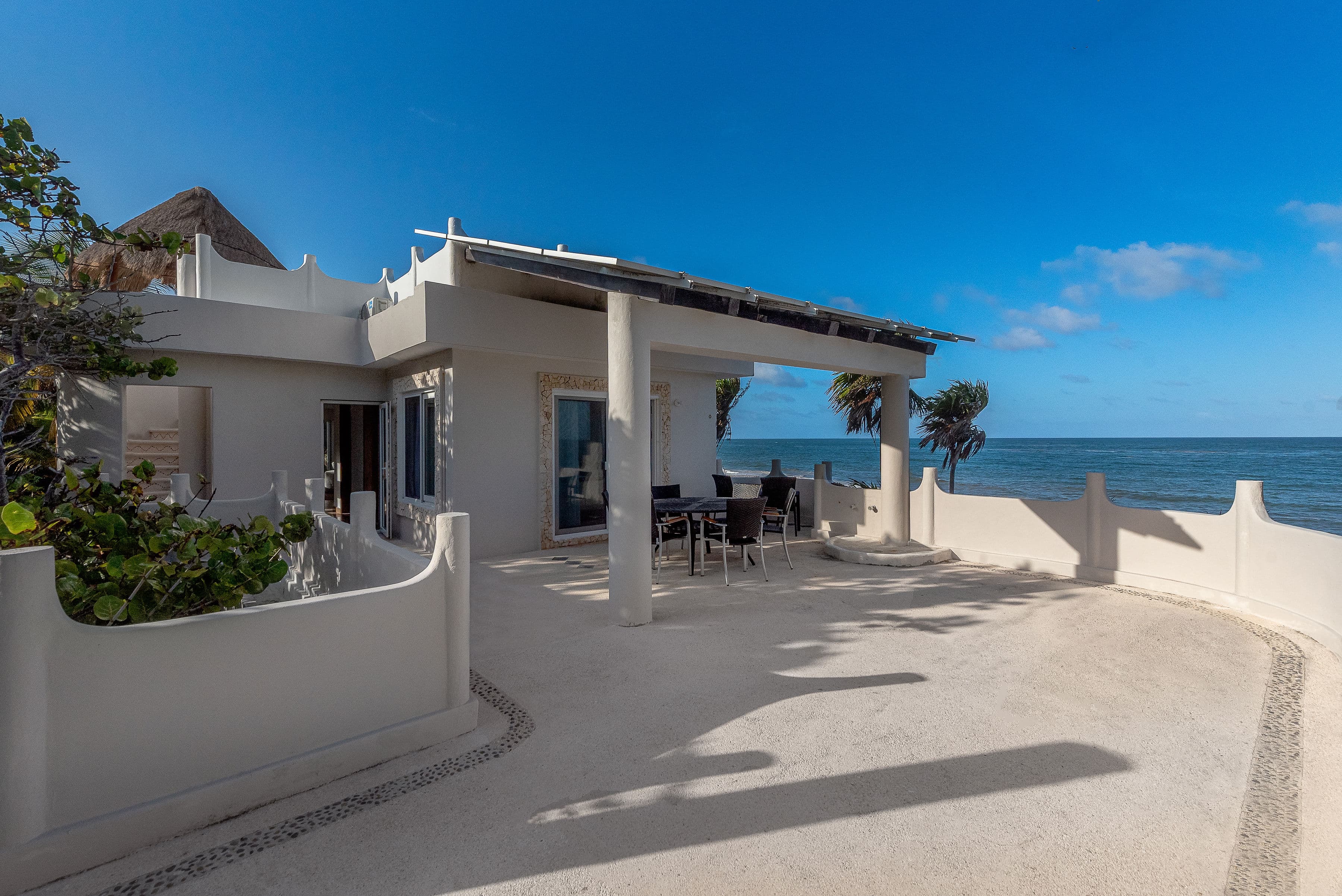 Casa Sofia | 5 Bedroom Beachfront Villa - Image 25