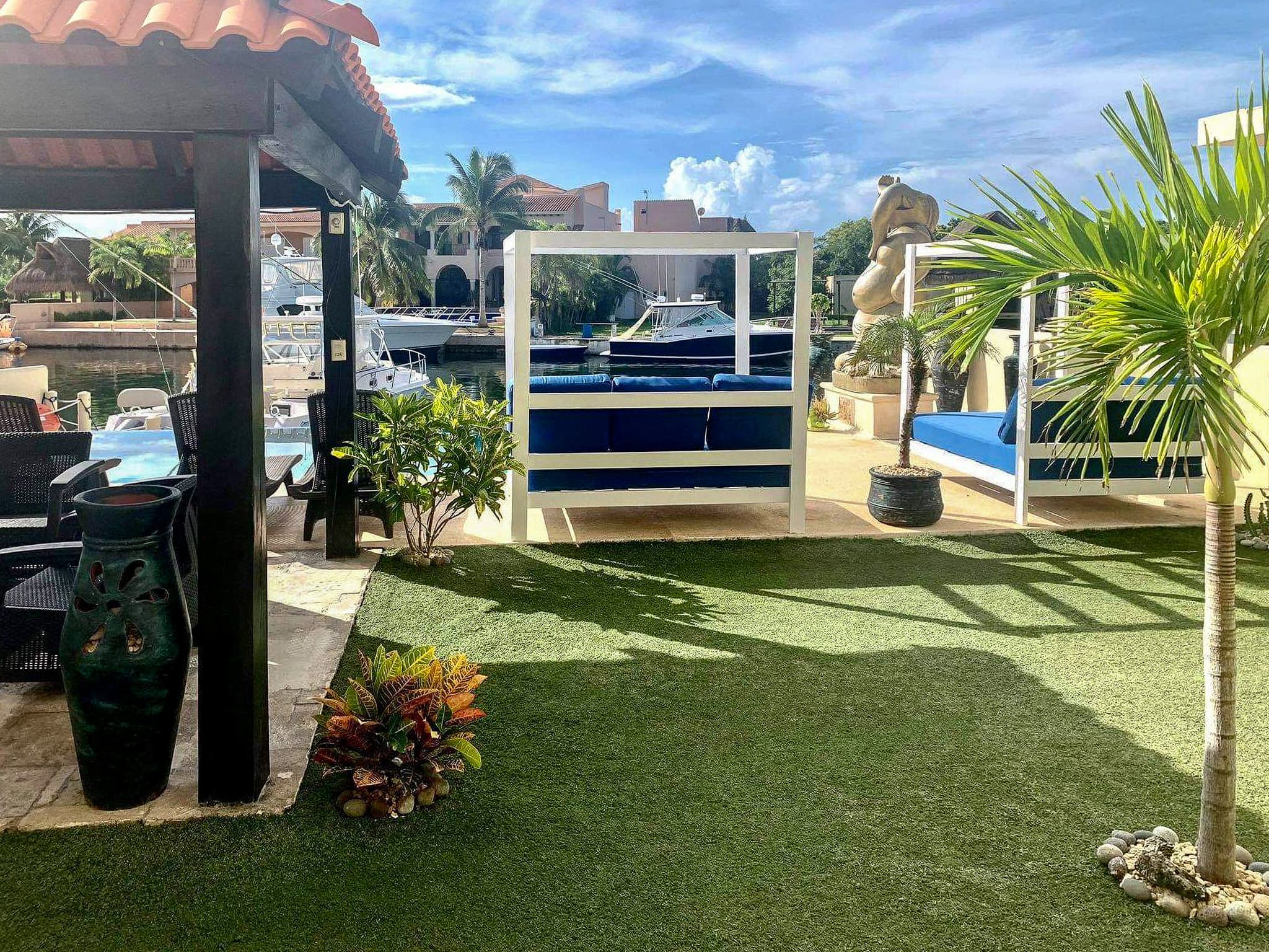 Nautica | 8 Unit Marina Front Building - Image 3