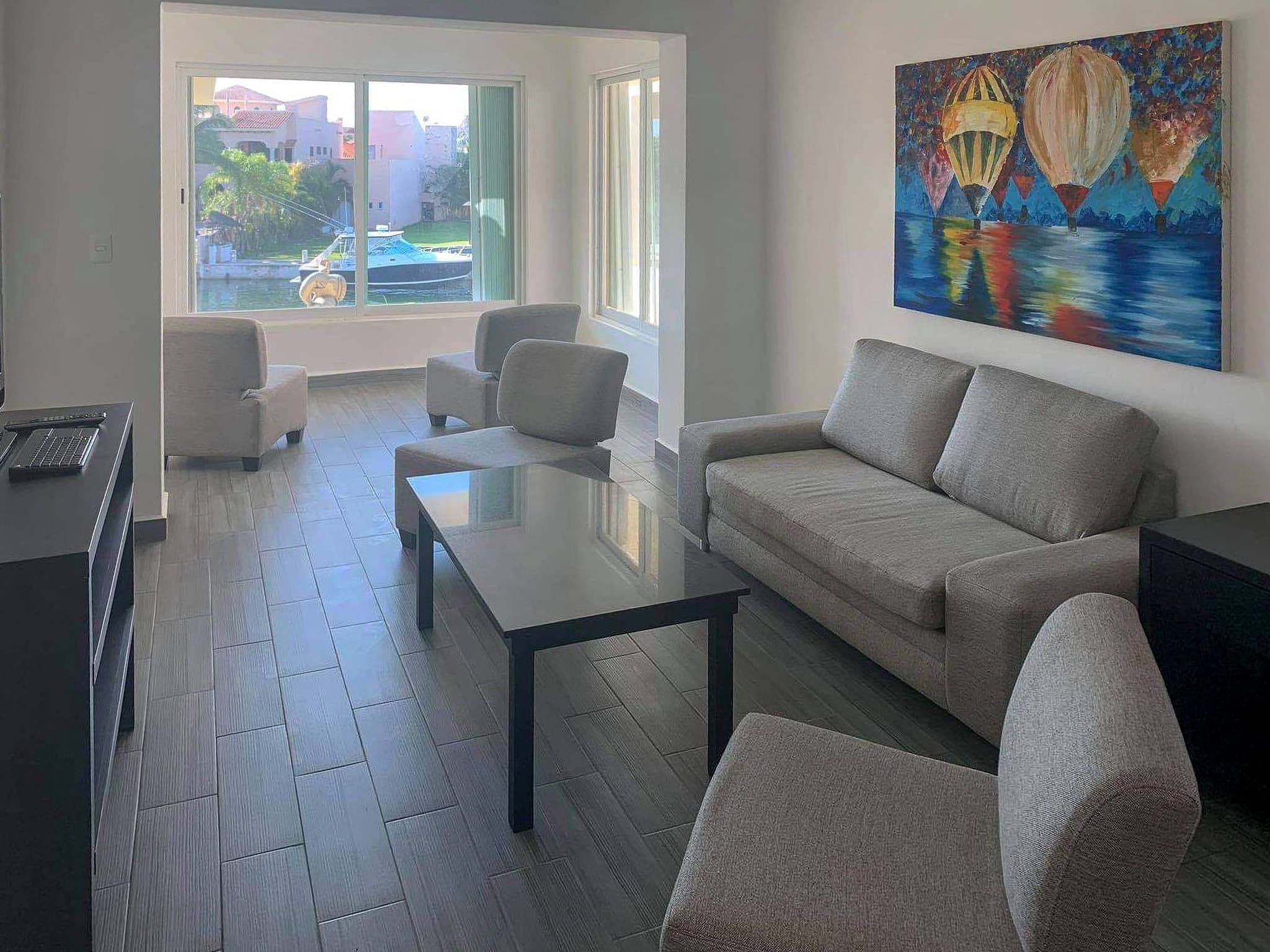 Nautica | 8 Unit Marina Front Building - Image 4