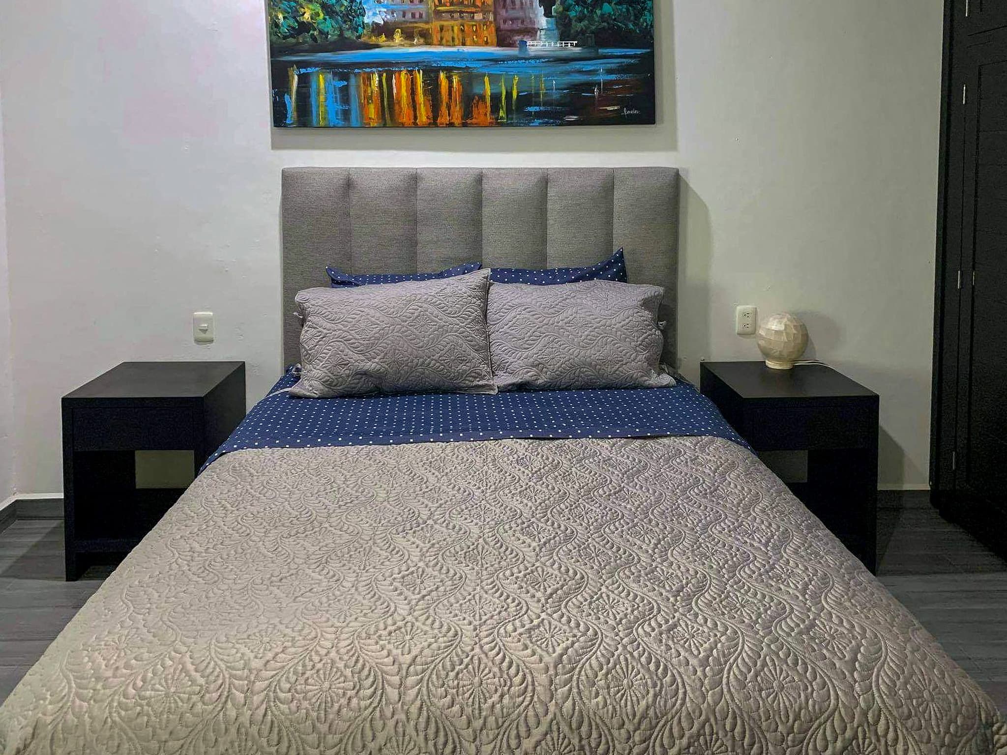 Nautica | 8 Unit Marina Front Building - Image 7