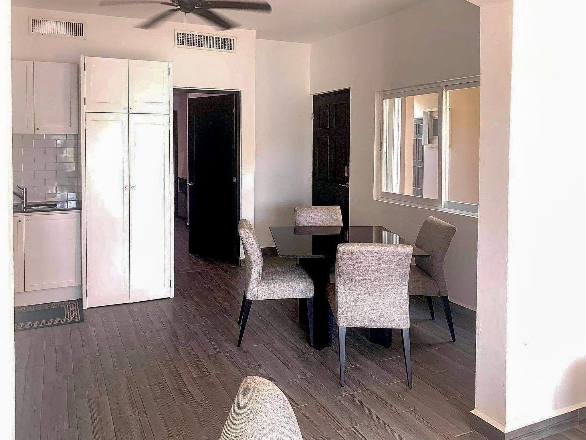 Nautica | 8 Unit Marina Front Building - Image 11