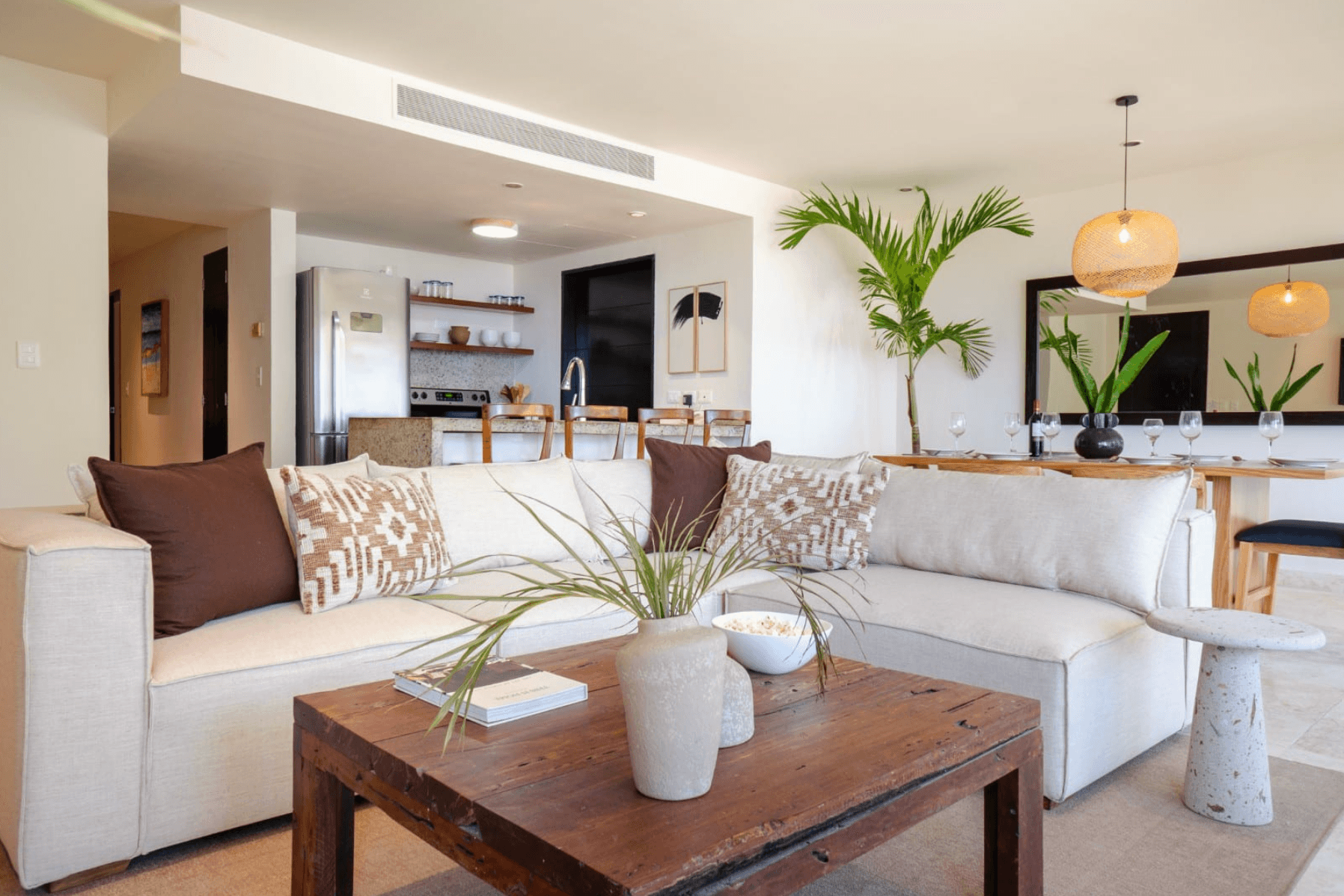 The Elements | 2 Bedroom Ocean View Condo - Image 1