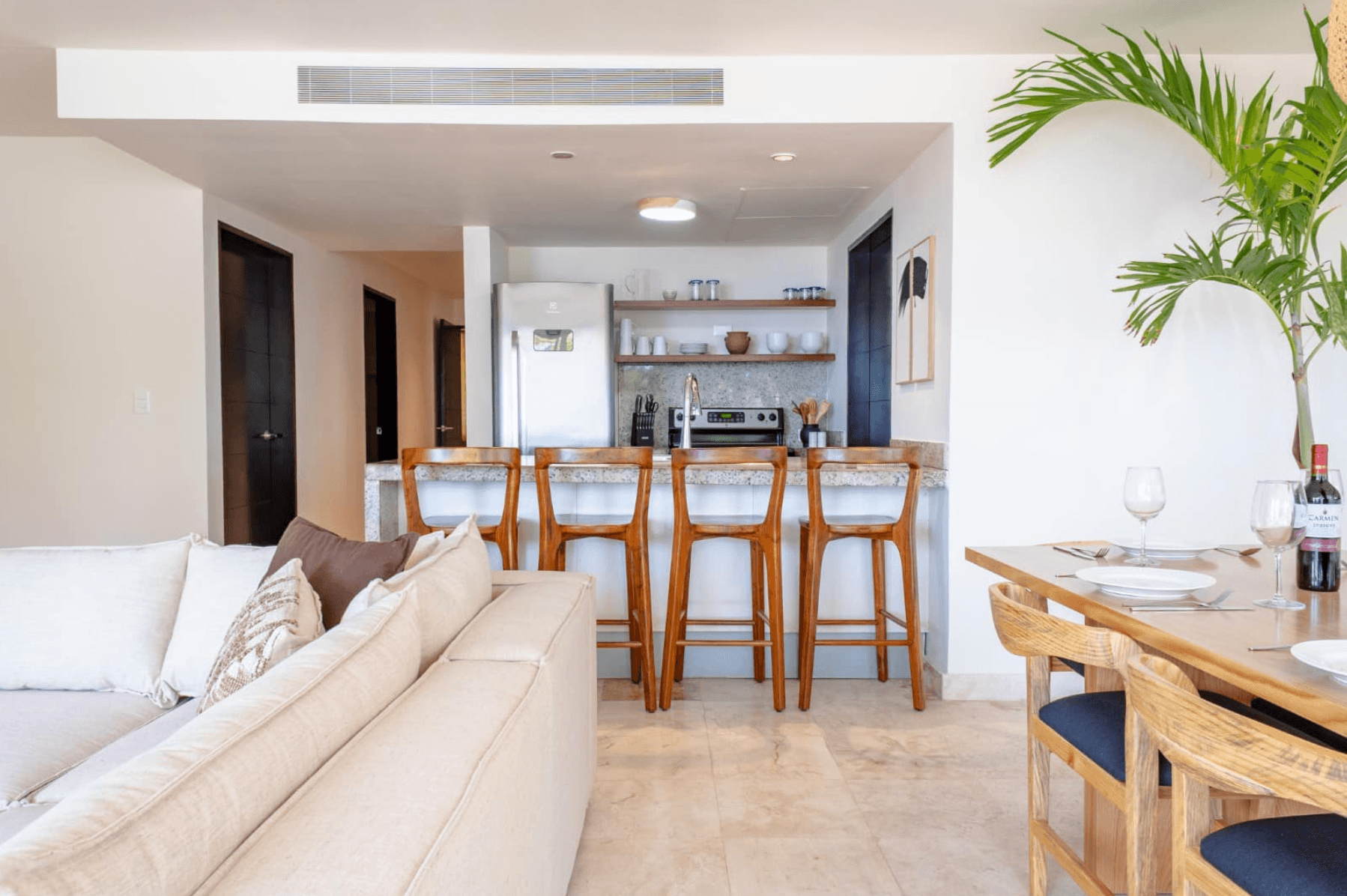 The Elements | 2 Bedroom Ocean View Condo - Image 3