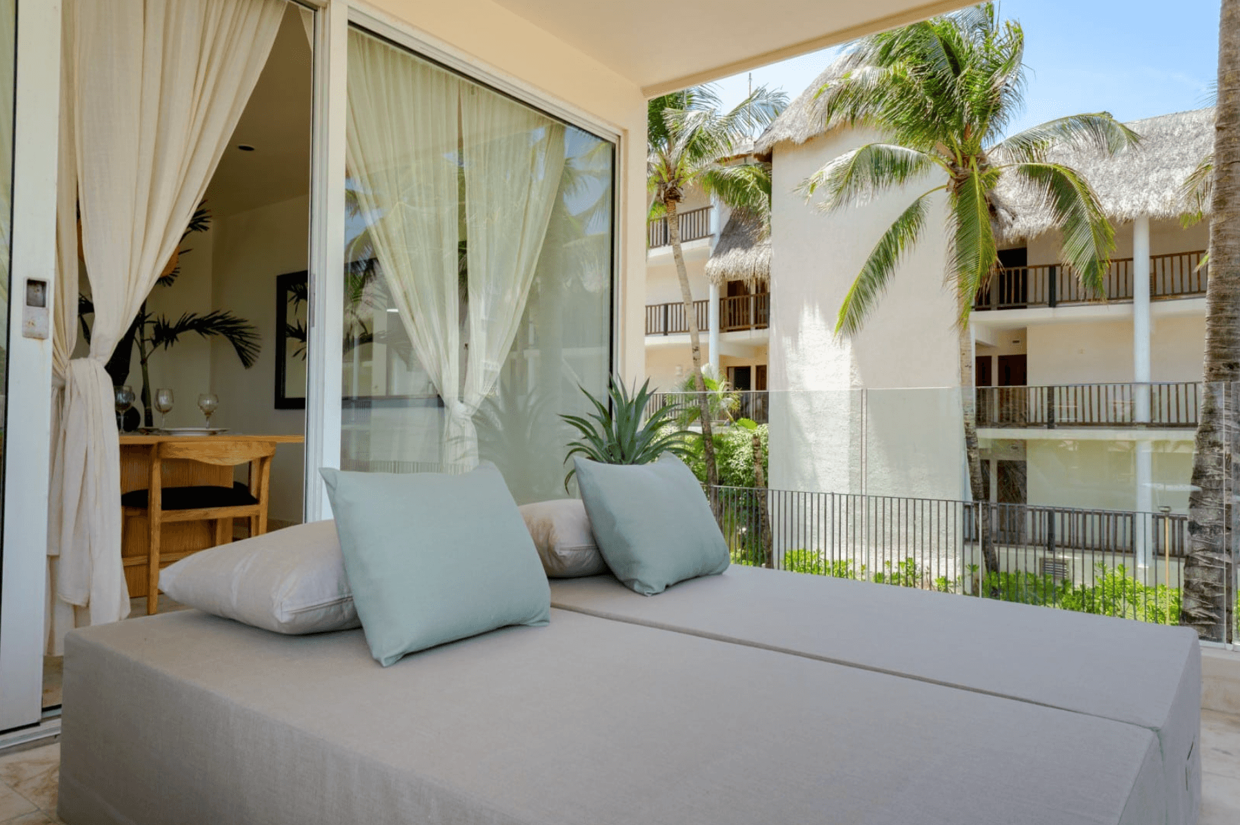 The Elements | 2 Bedroom Ocean View Condo - Image 15