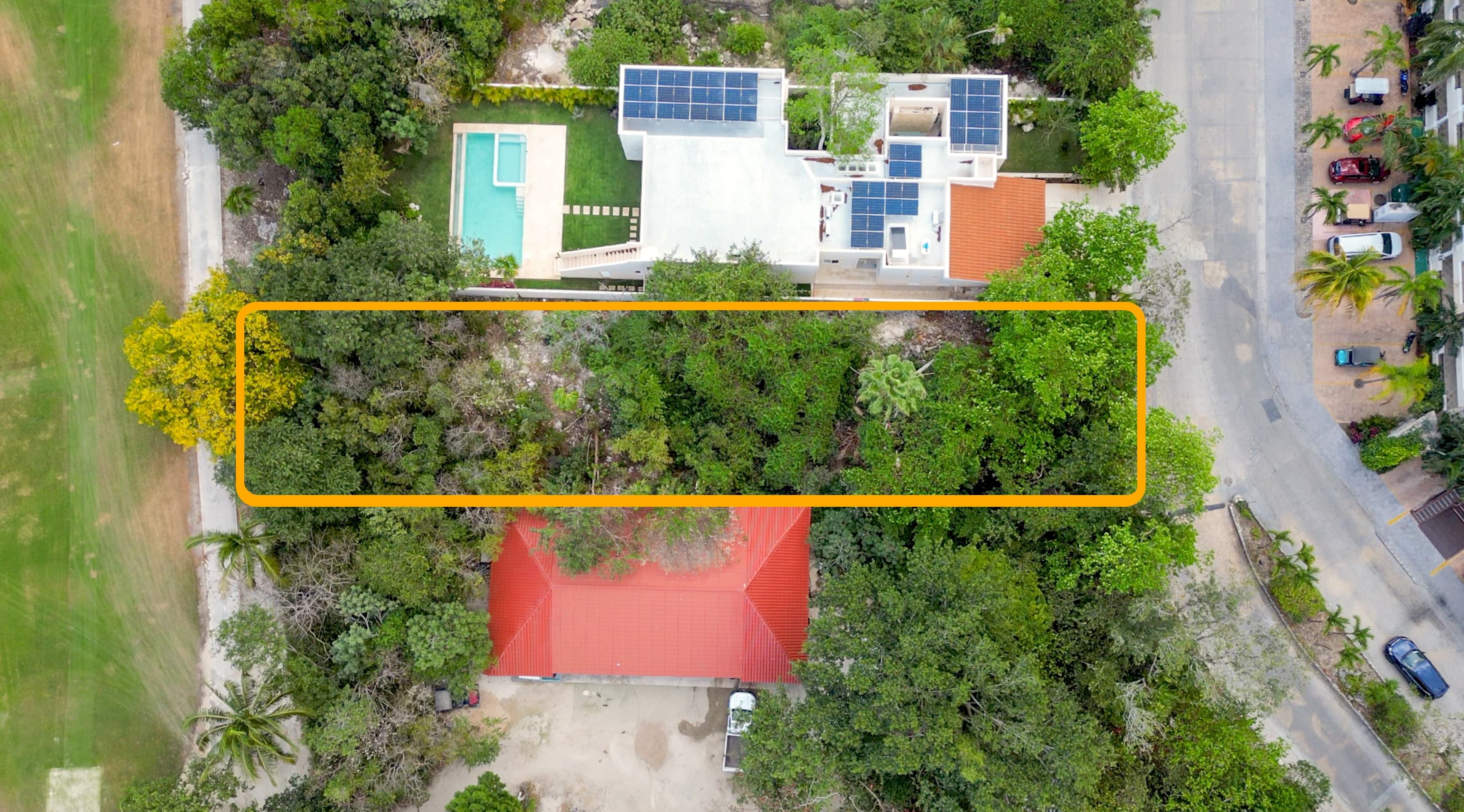 Exclusive Golf Course Lot with Marina & Beach Lifestyle - Image 1