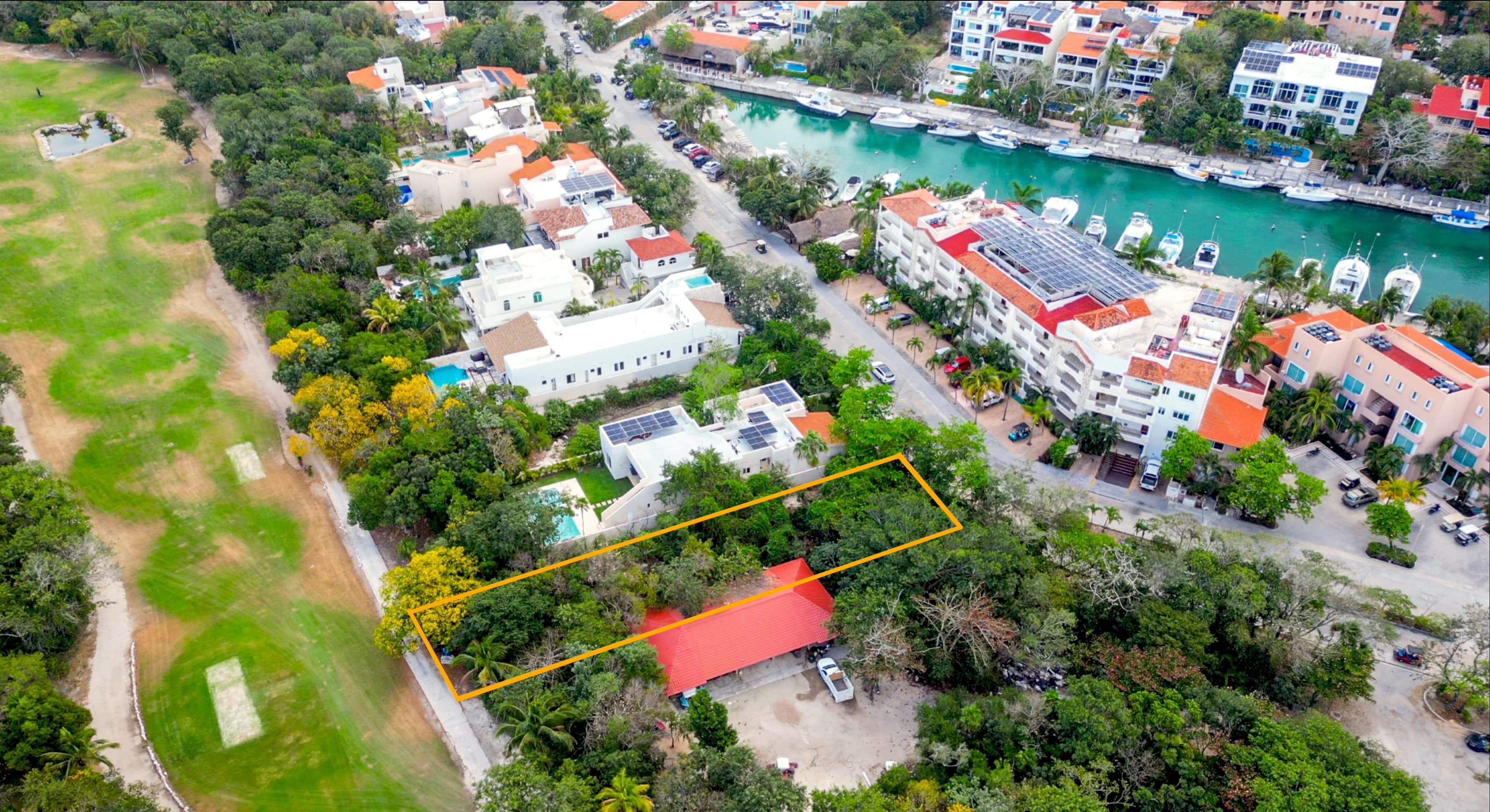 Exclusive Golf Course Lot with Marina & Beach Lifestyle - Image 2