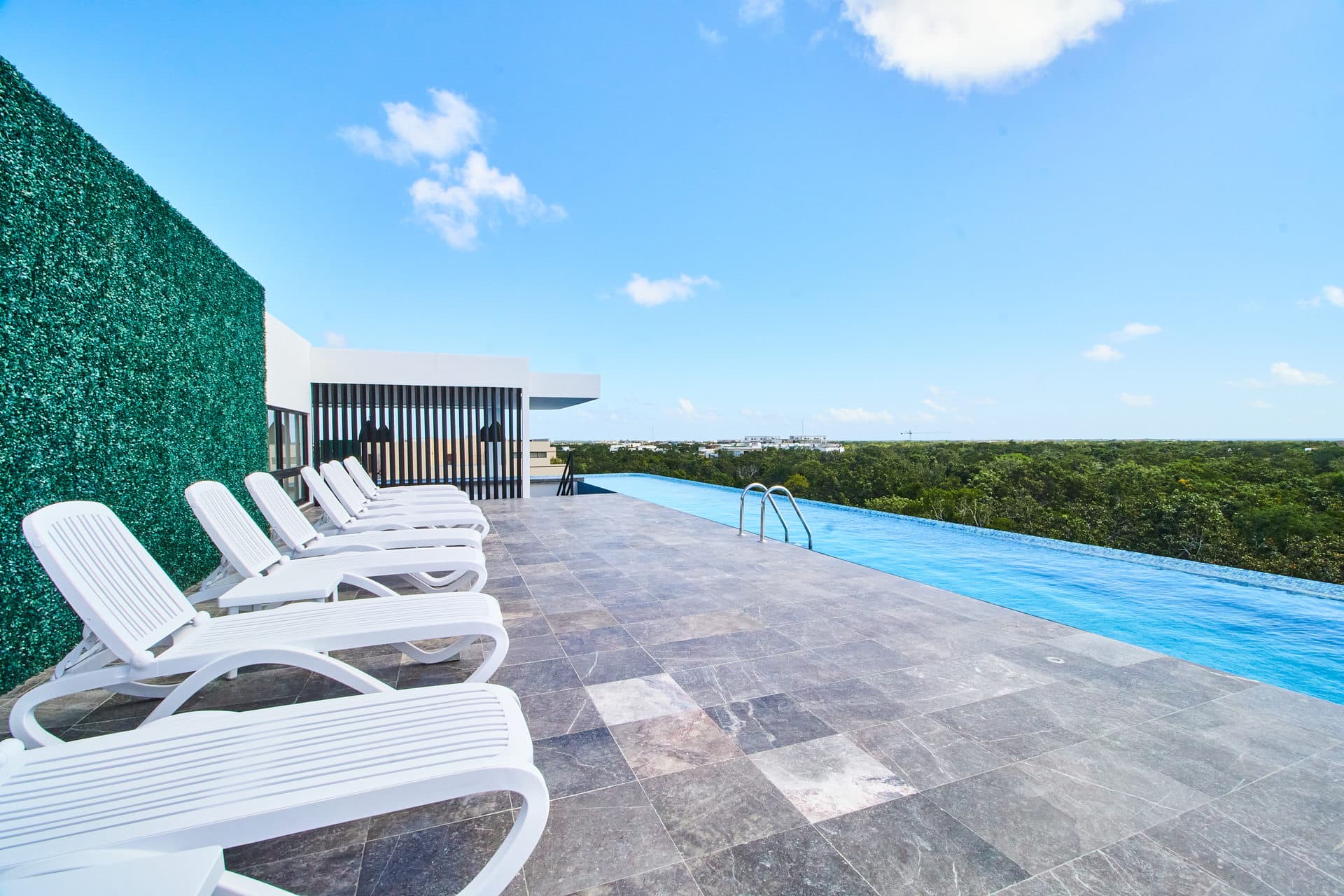 The Elle | Two-Level Penthouse with Plunge Pool - Image 4