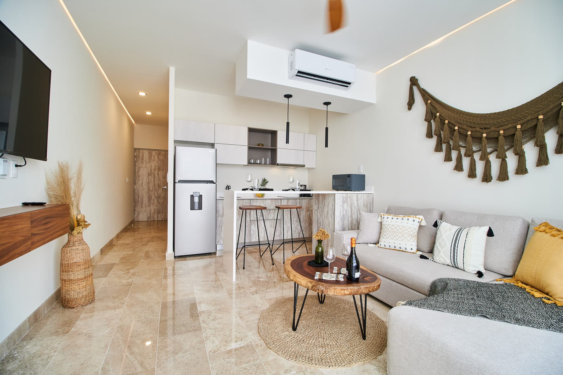 The Elle | Two-Level Penthouse with Plunge Pool - Image 14