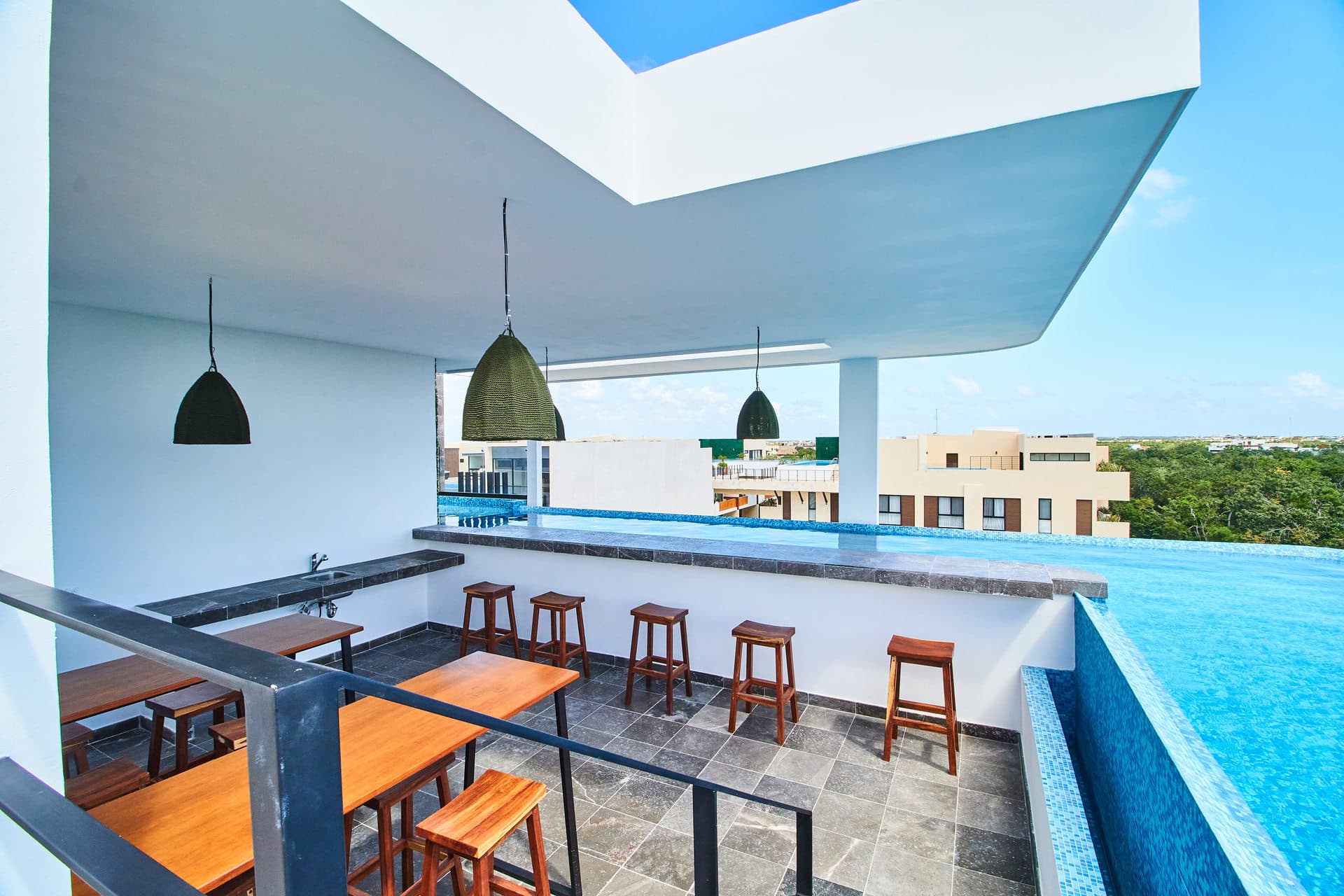 The Elle | Two-Level Penthouse with Plunge Pool - Image 15