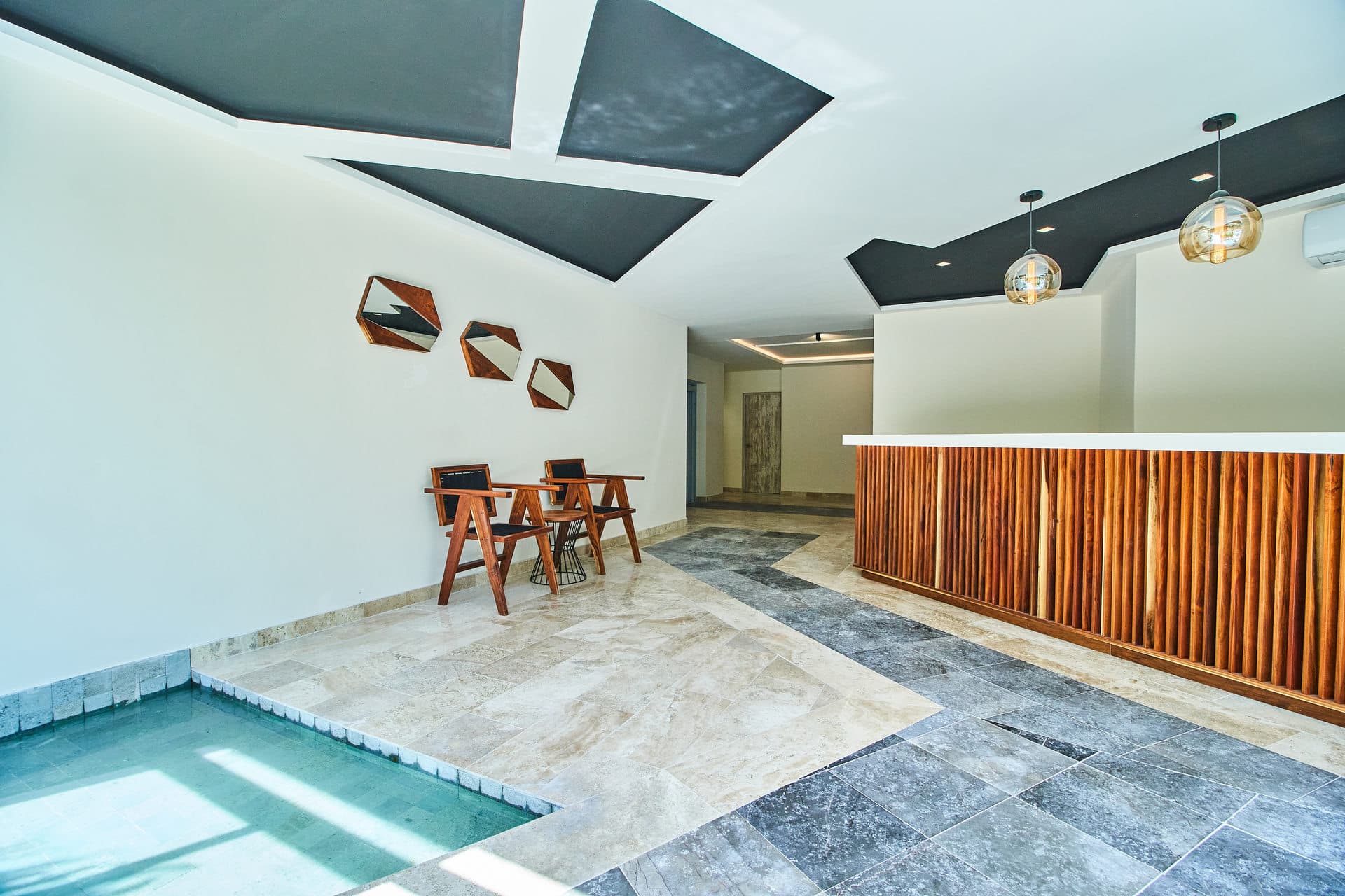 The Elle | Two-Level Penthouse with Plunge Pool - Image 17