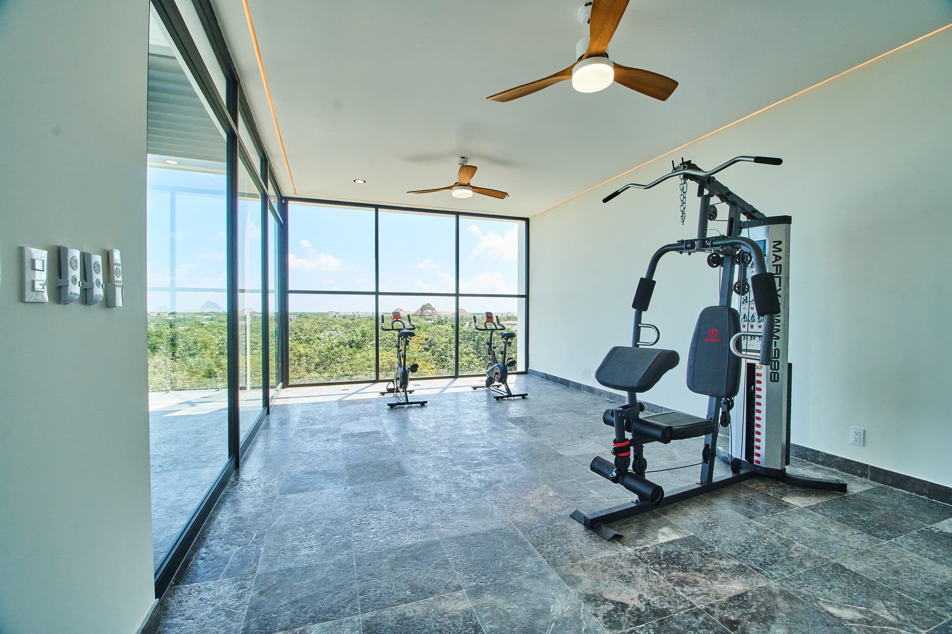 The Elle | Two-Level Penthouse with Plunge Pool - Image 18