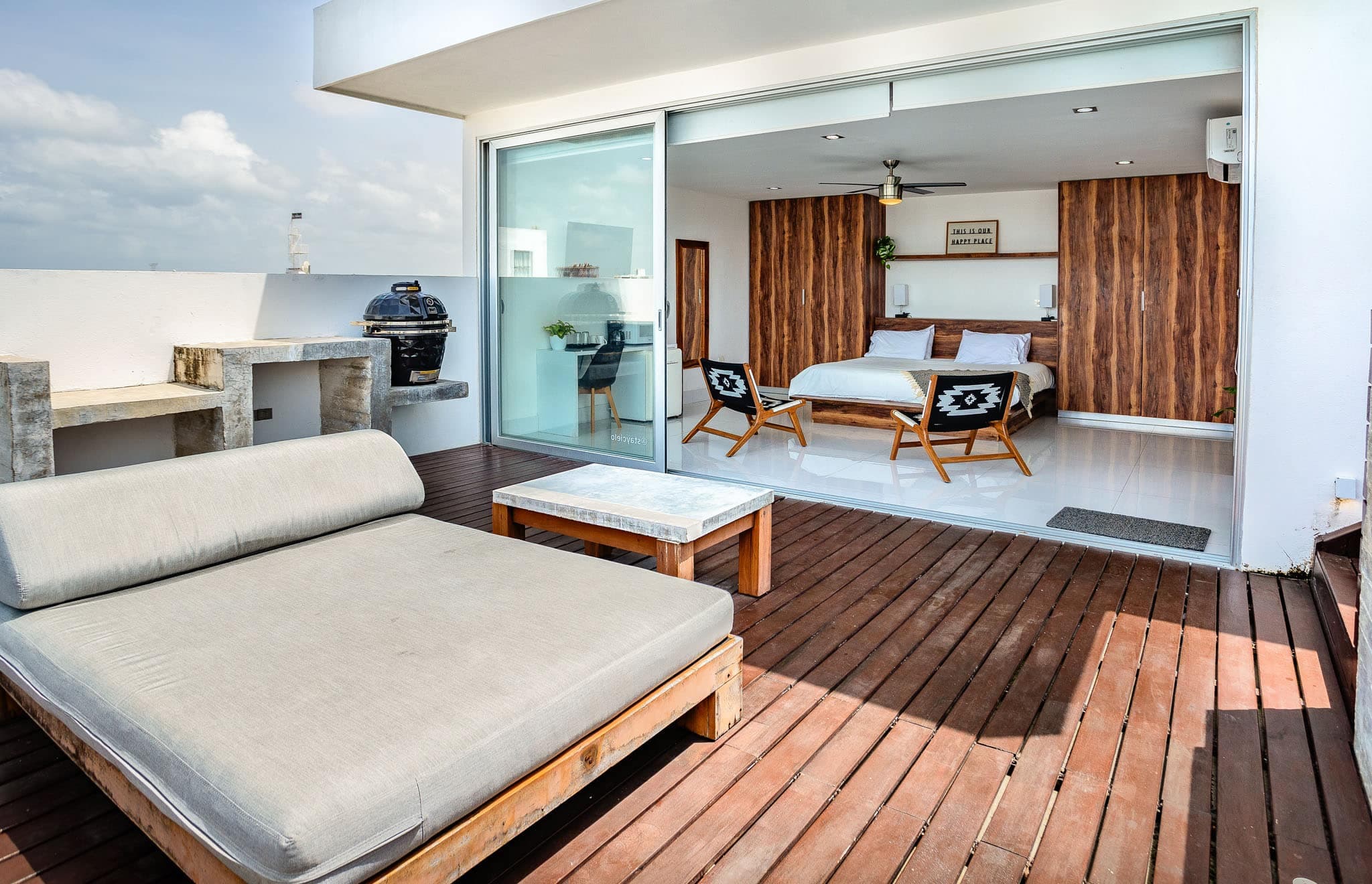 DK05 – 401 - Image 1