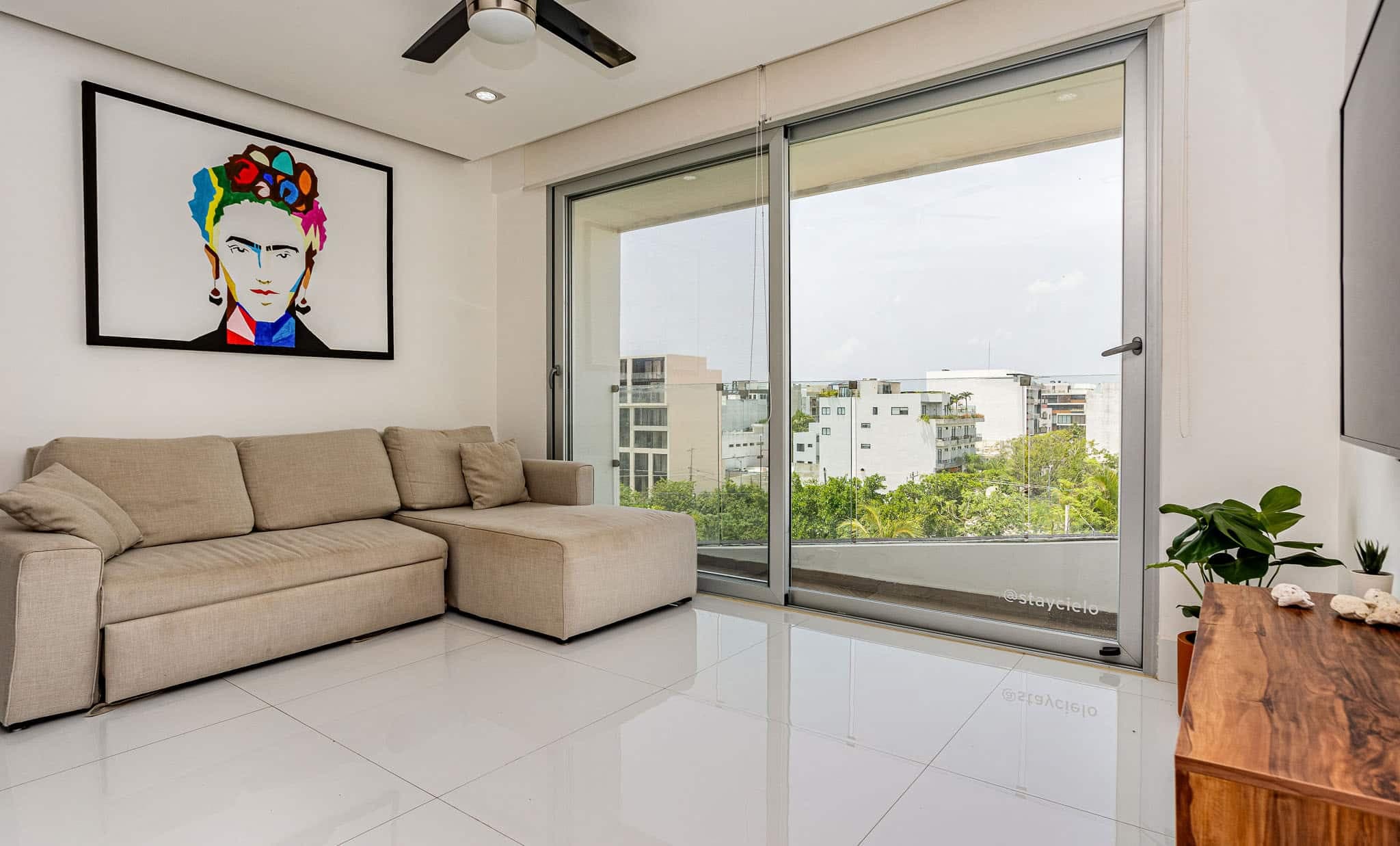 DK05 – 401 - Image 7