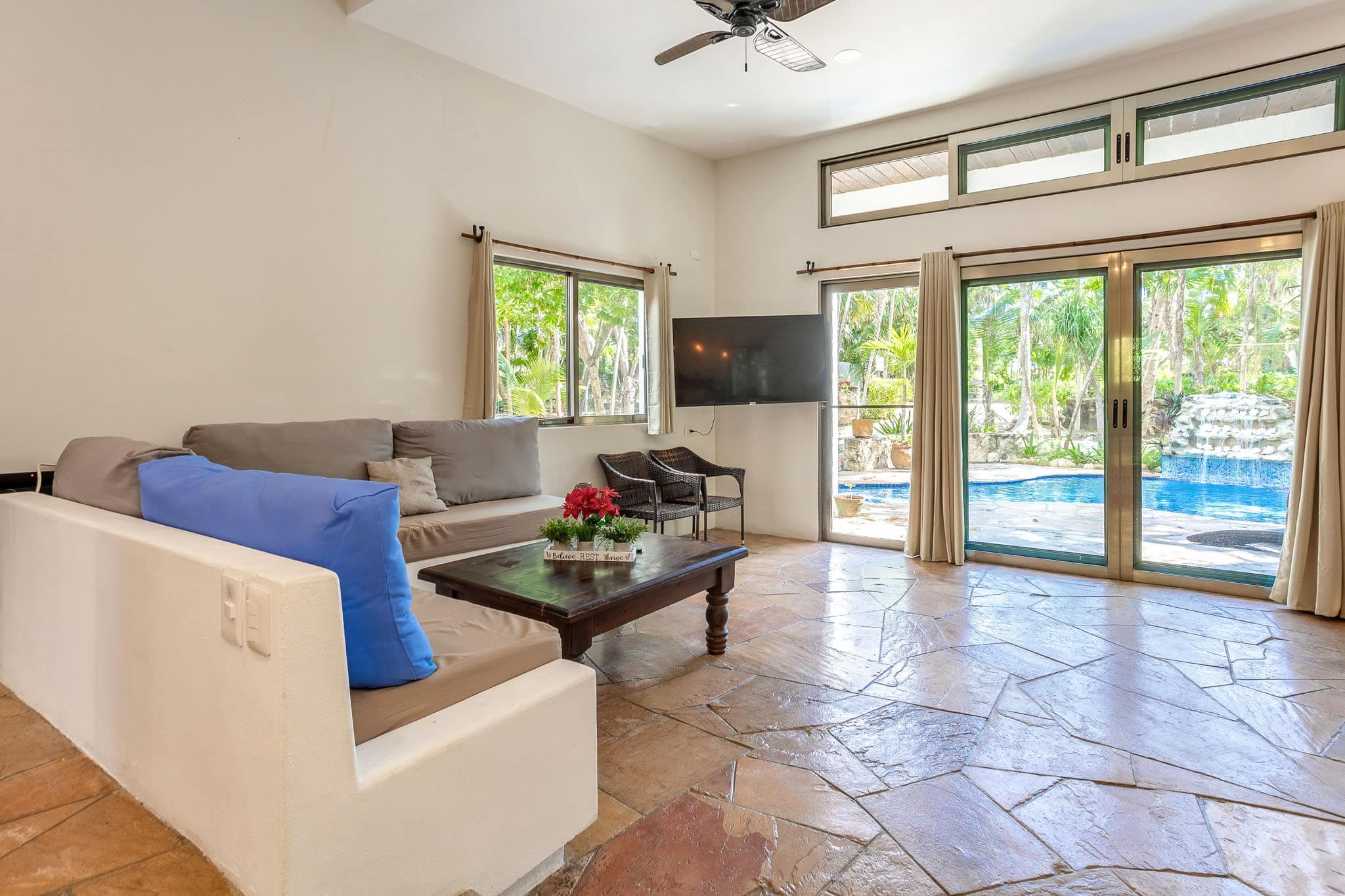 Autumns Retreats - Image 18