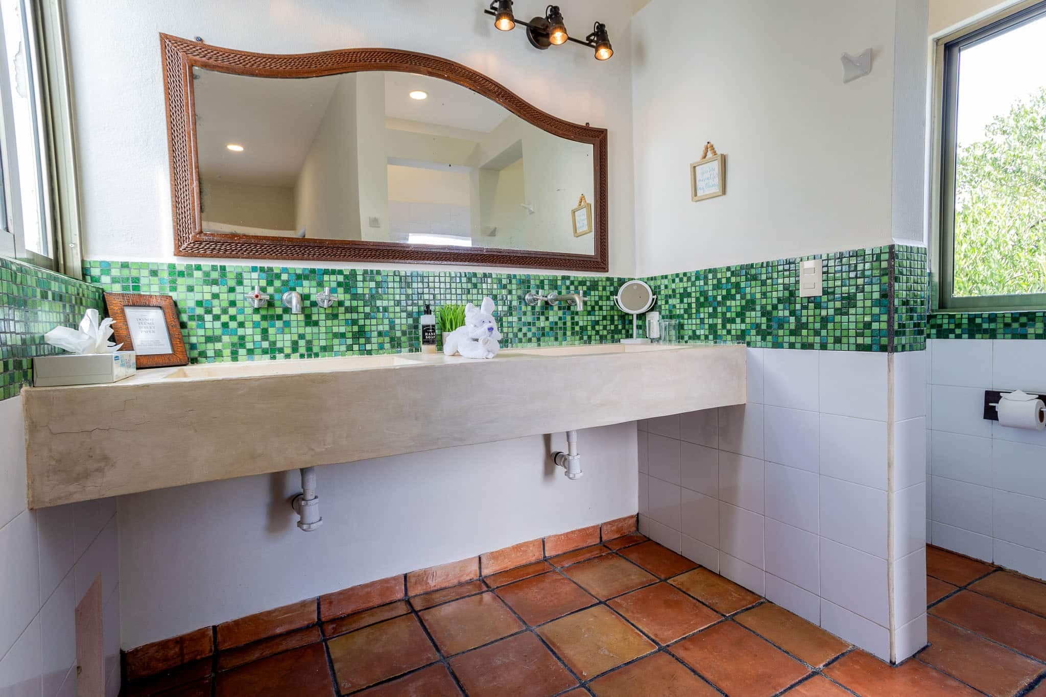 Autumns Retreats - Image 25