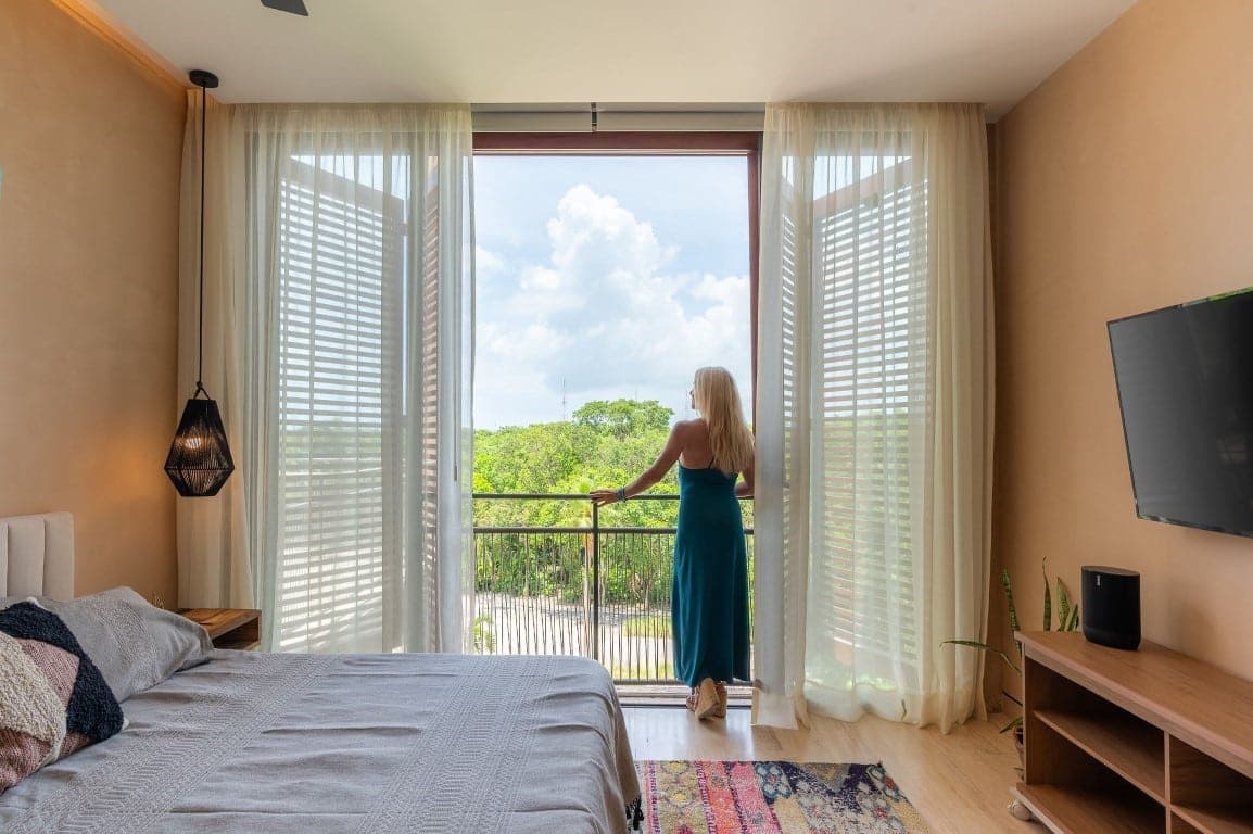 The Village 306 - Image 12