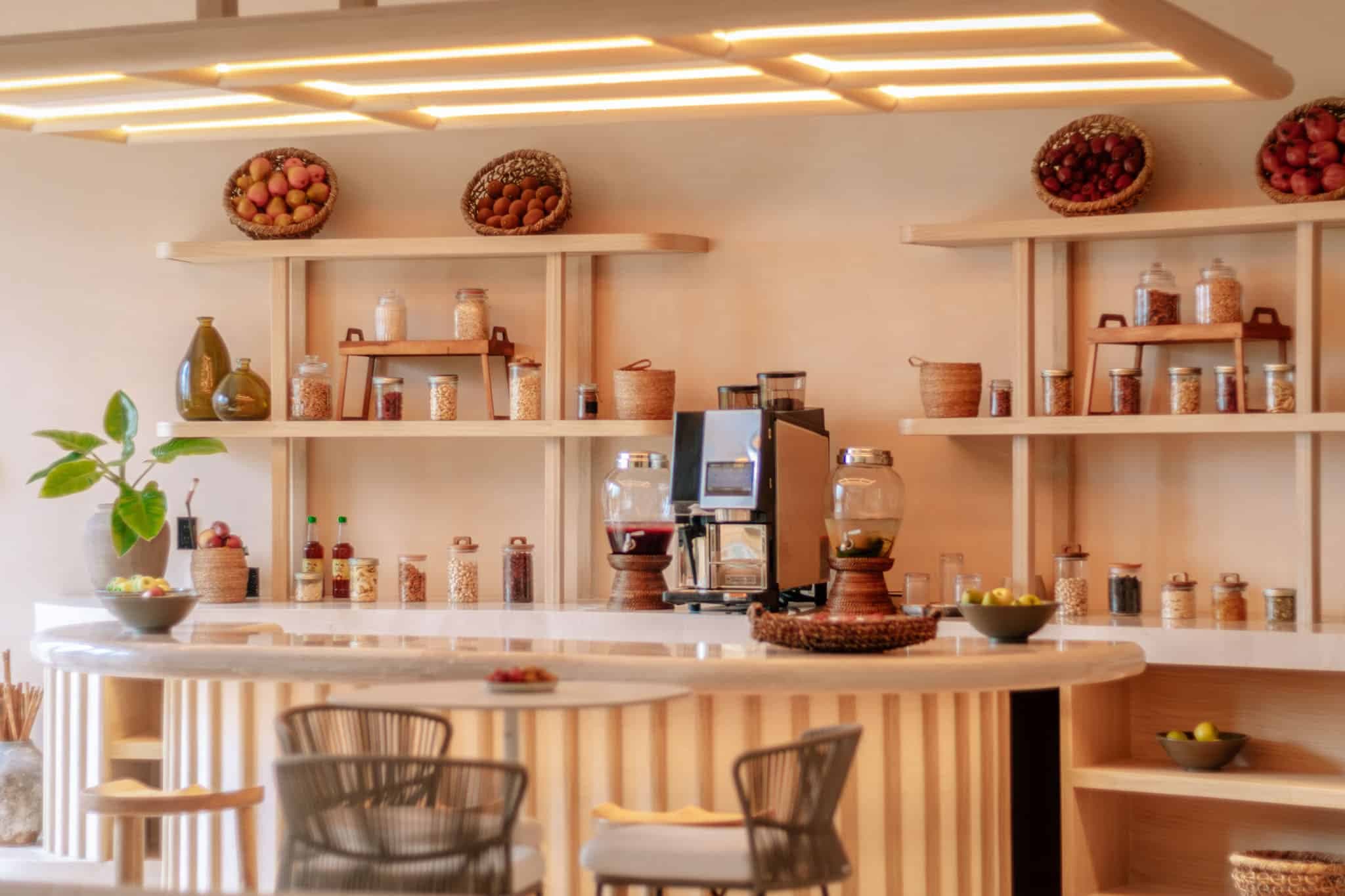 Costa Residences 1-3B - Image 42