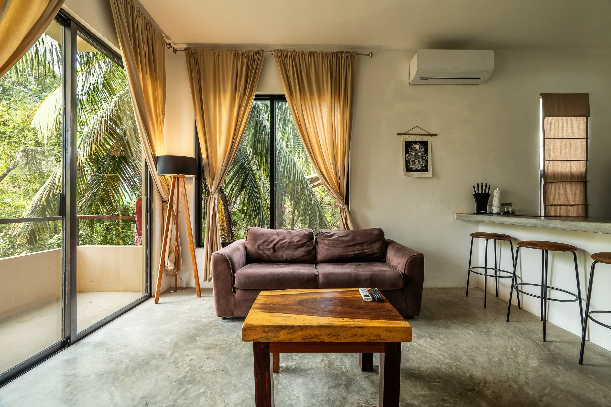 10 Unit Hotel/Apartment Building - Image 97