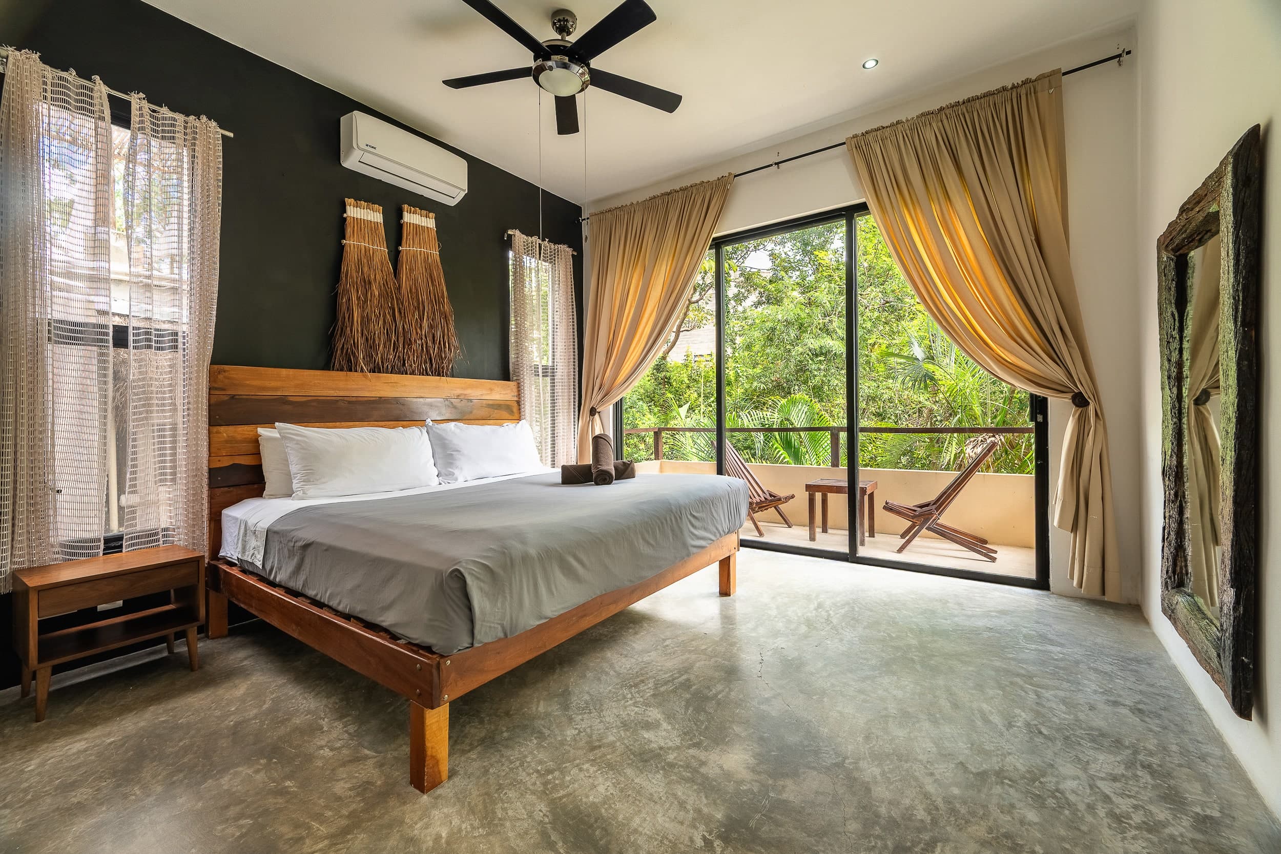 10 Unit Hotel/Apartment Building - Image 73