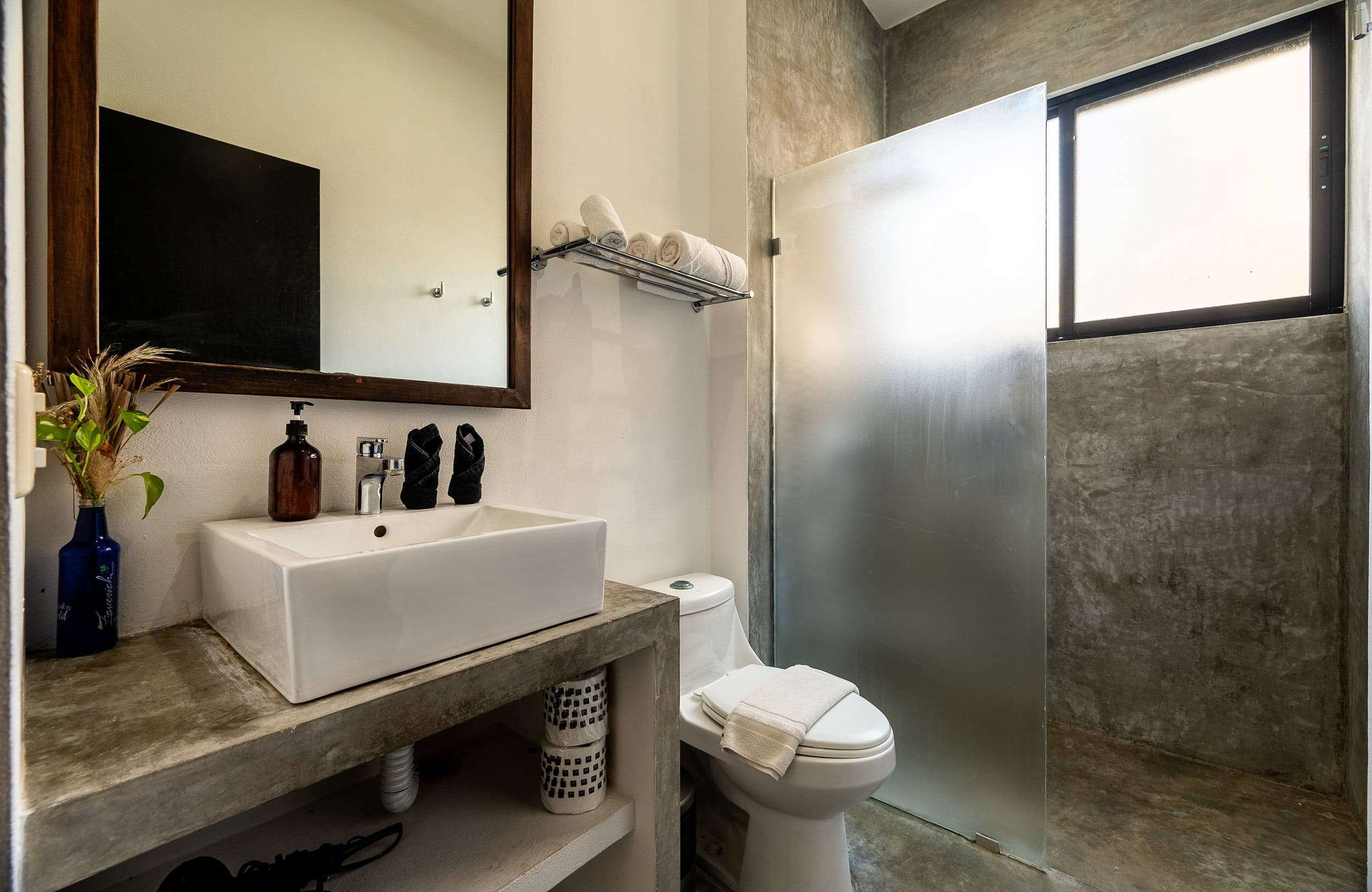 10 Unit Hotel/Apartment Building - Image 74