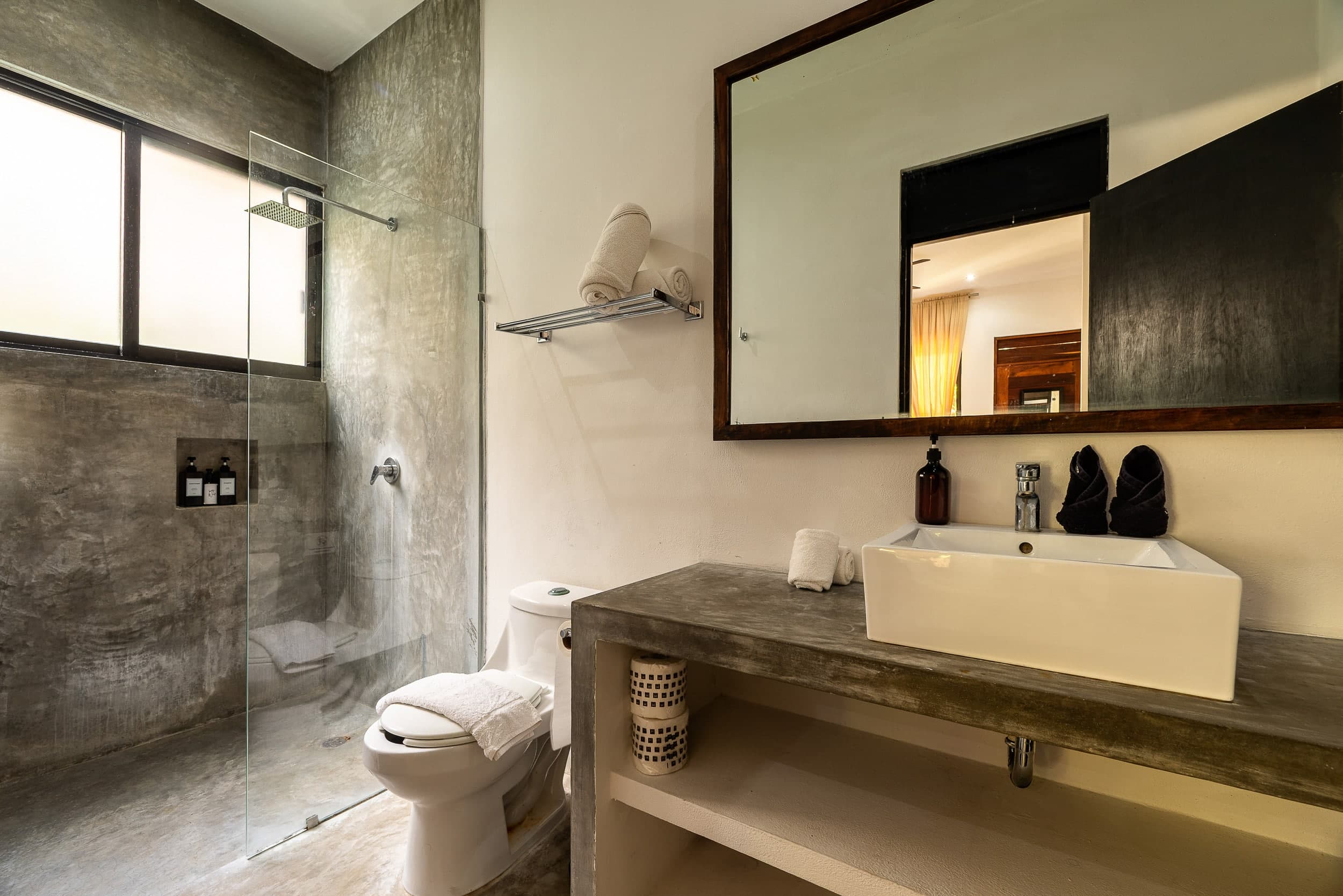 10 Unit Hotel/Apartment Building - Image 76