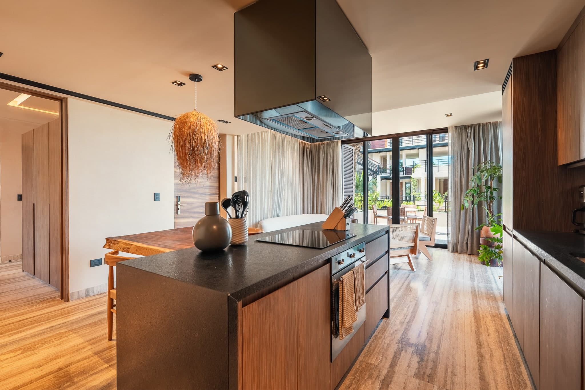 Bespoke D9 - Image 21