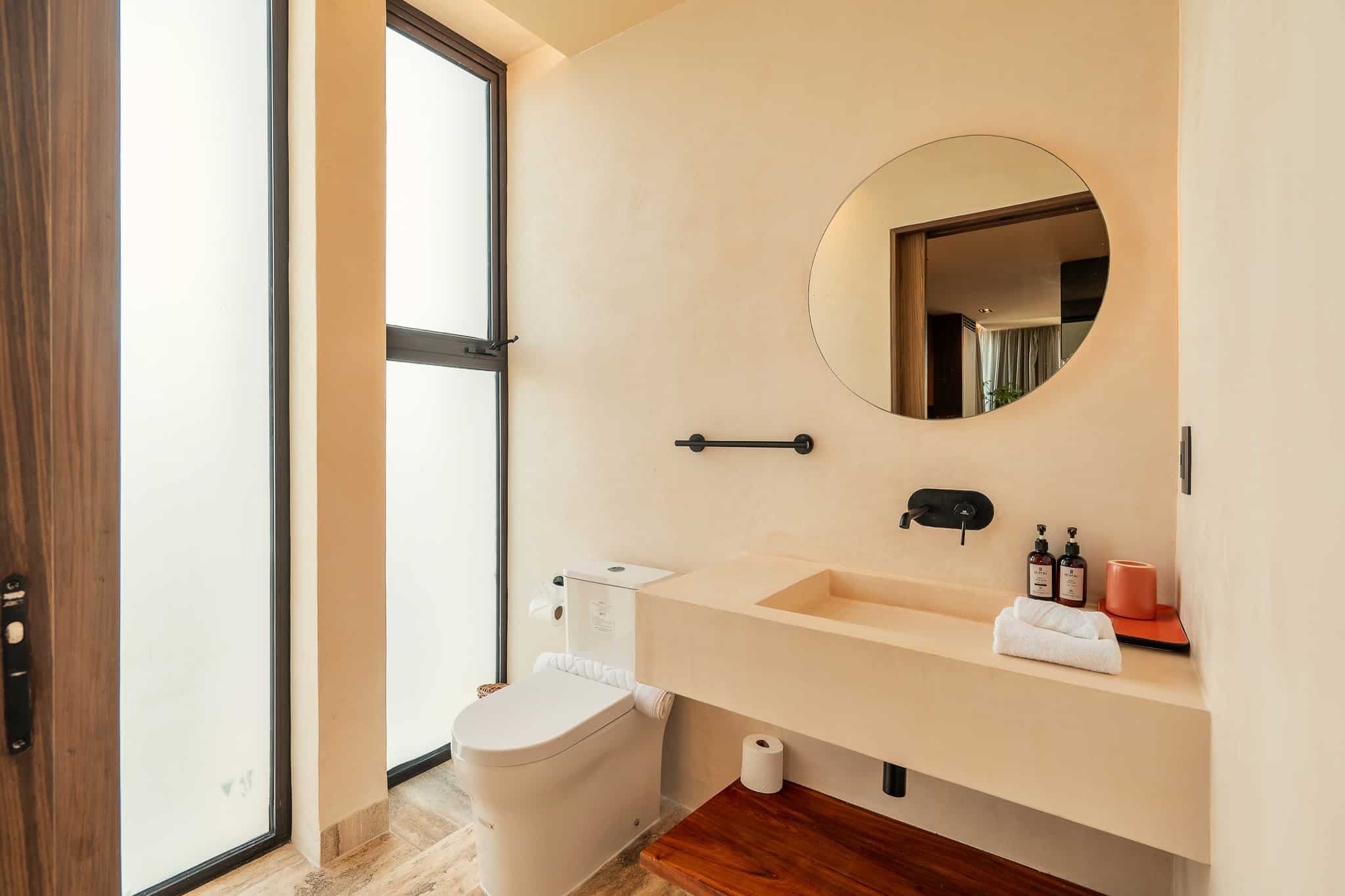 Bespoke D9 - Image 27