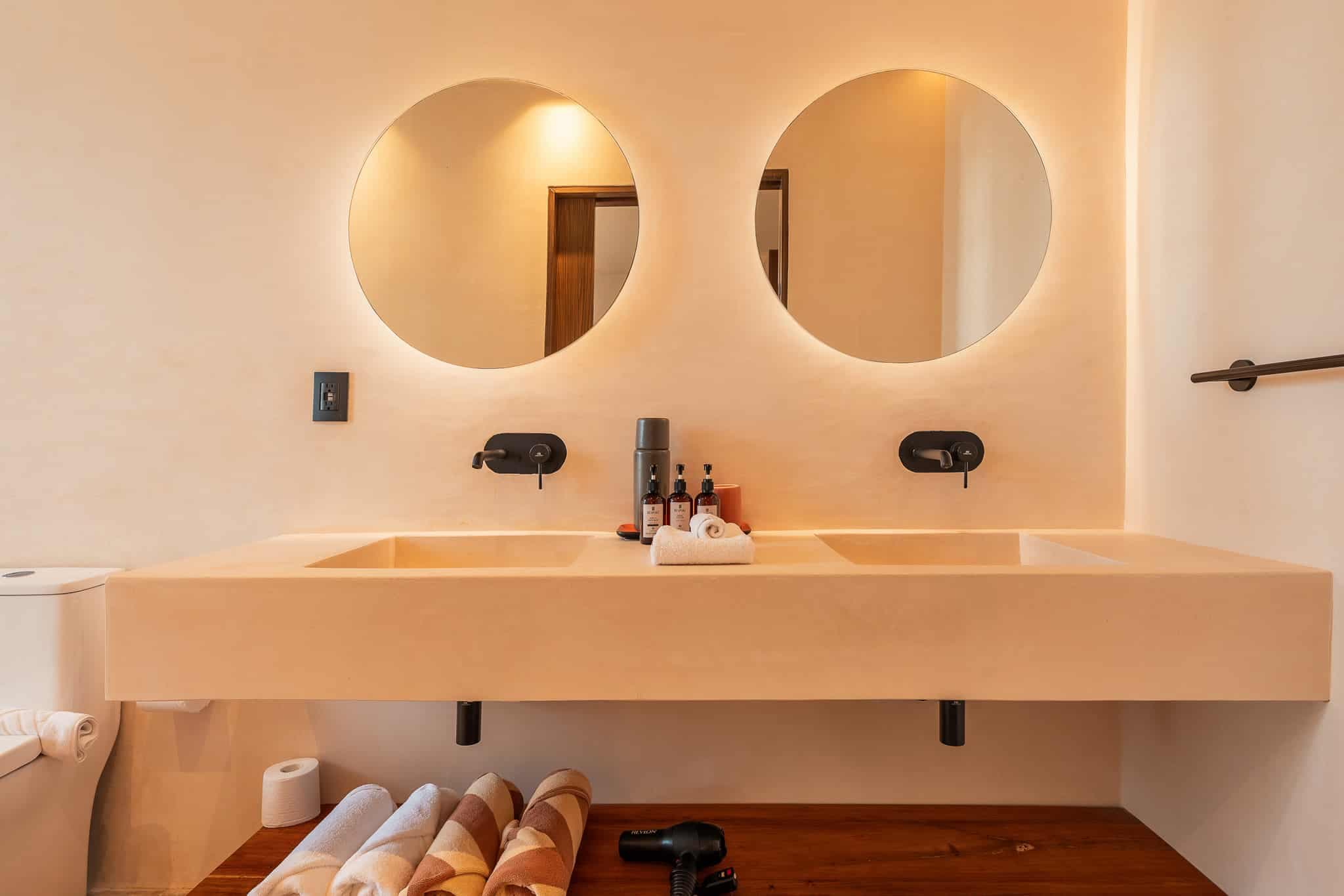 Bespoke D9 - Image 30