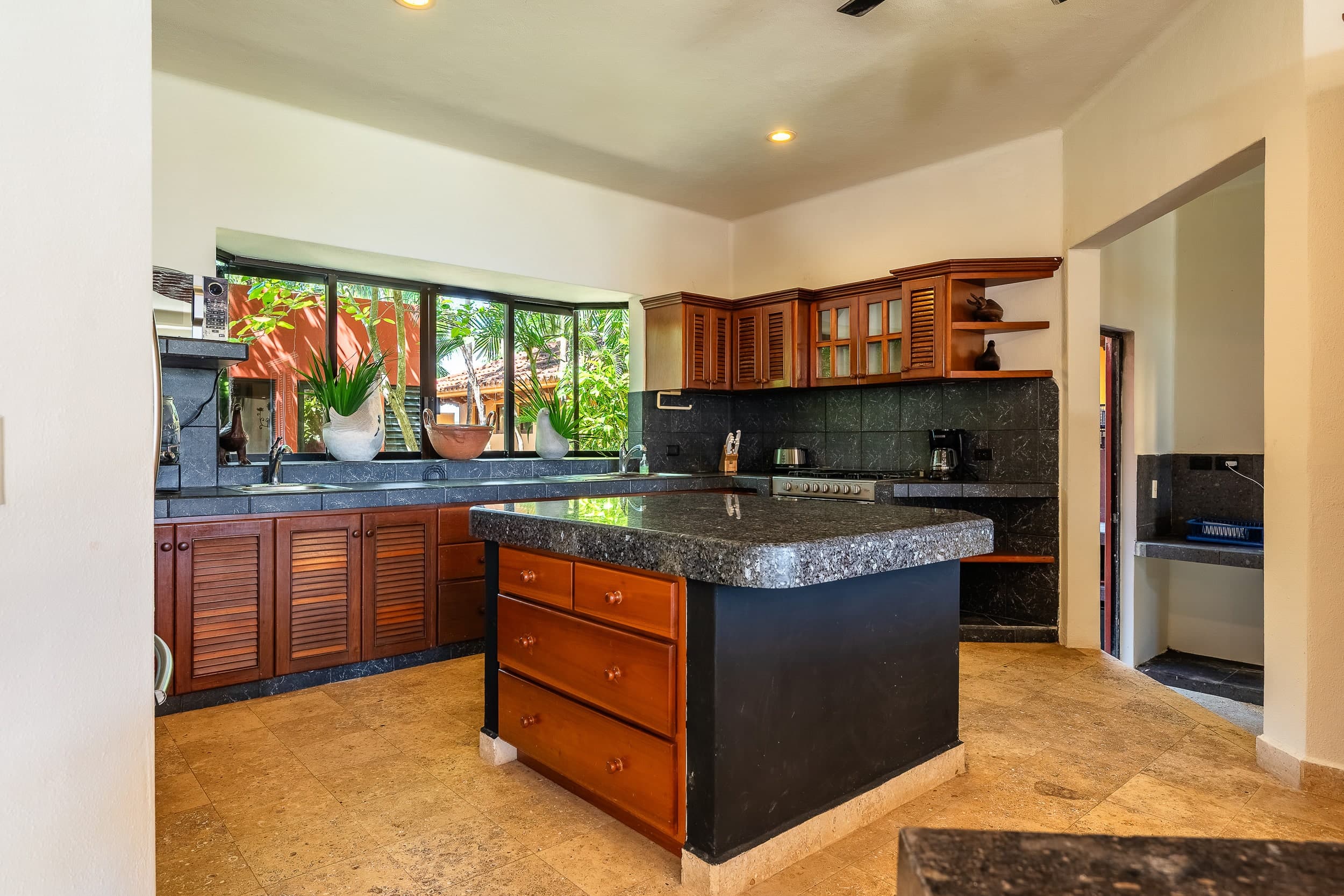 Jade Bay 8 - Image 21