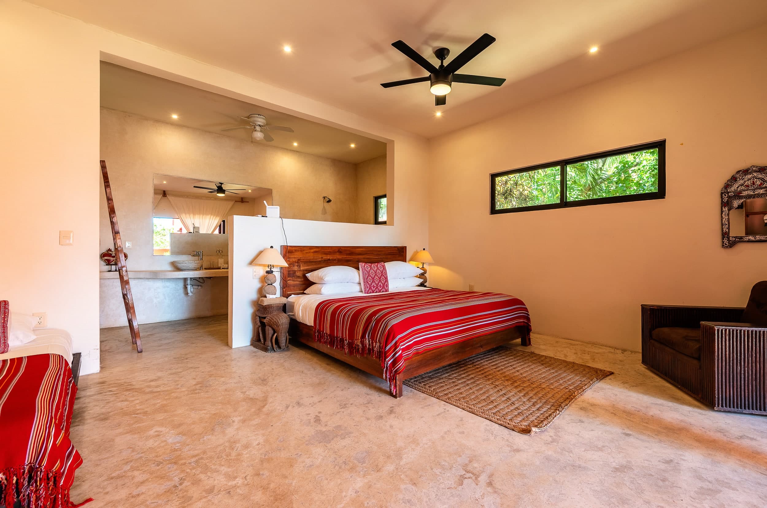 Jade Bay 8 - Image 34