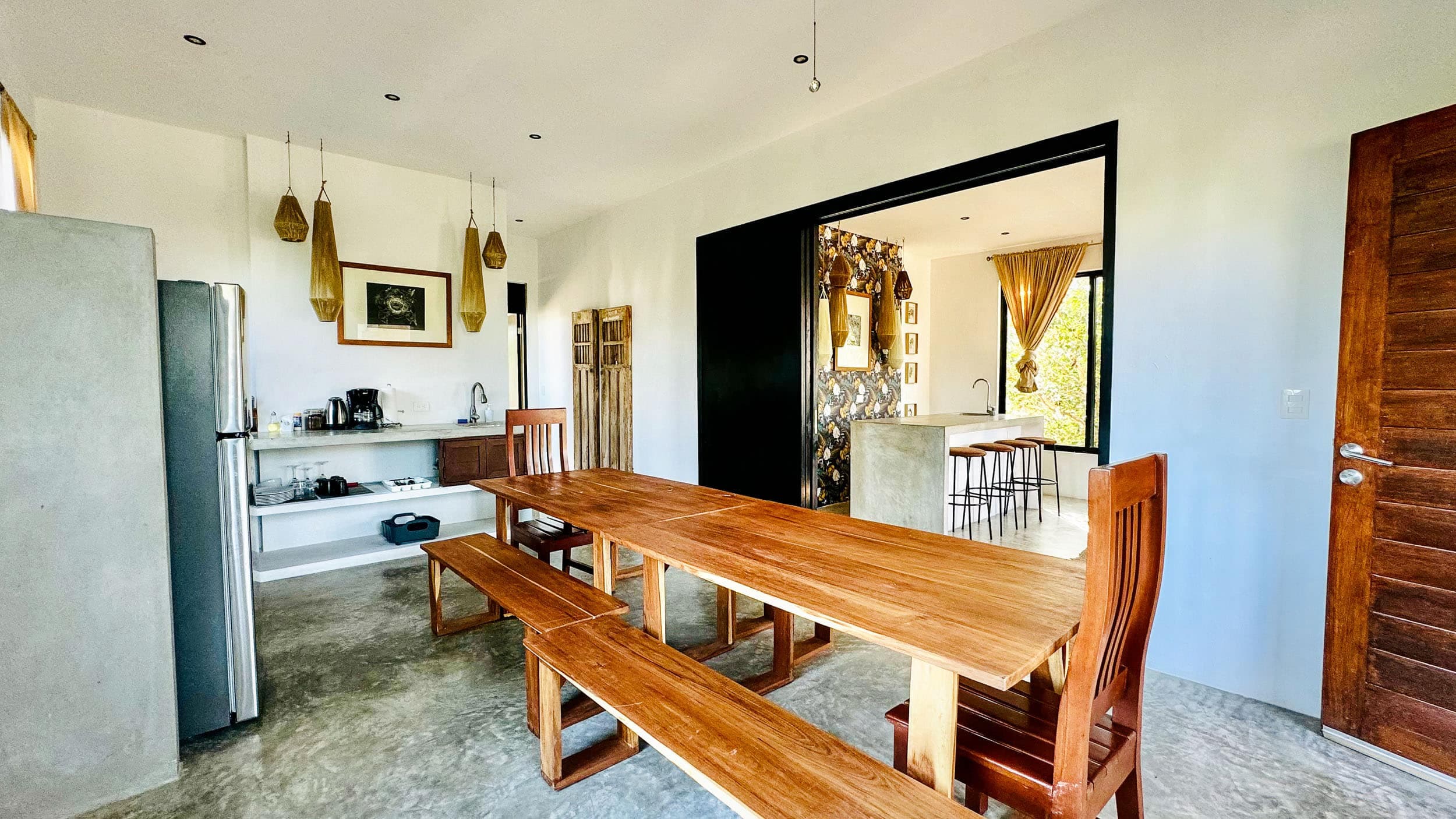 10 Unit Hotel/Apartment Building - Image 12