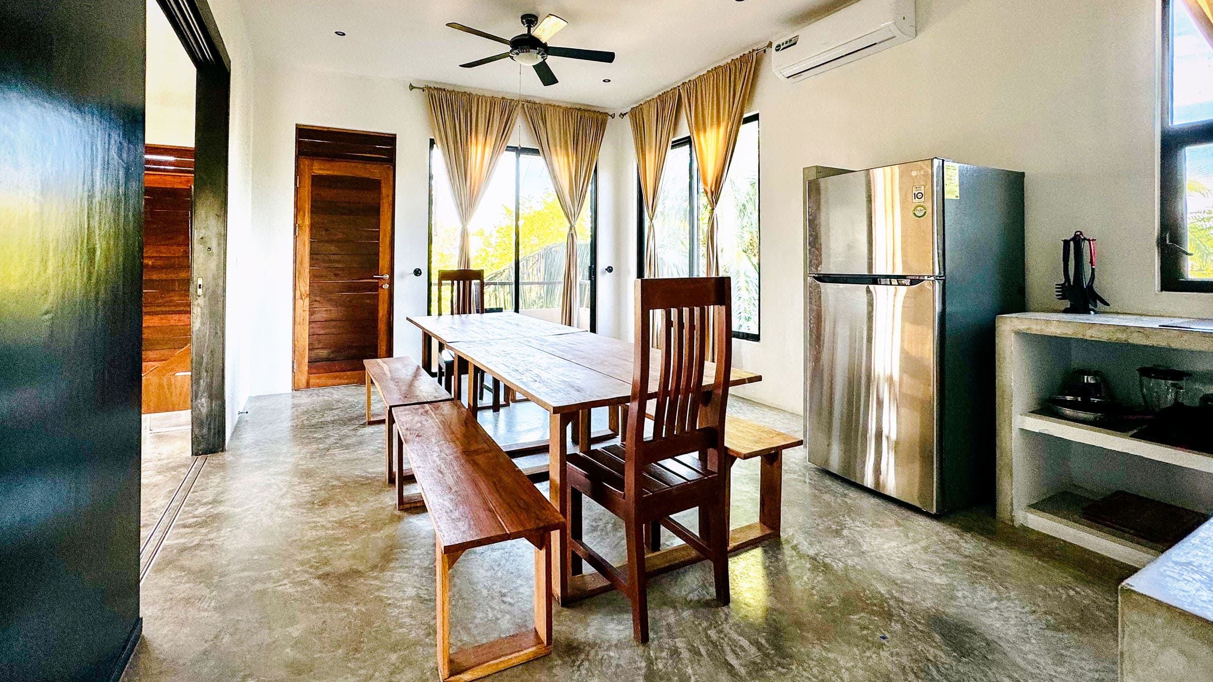 10 Unit Hotel/Apartment Building - Image 13