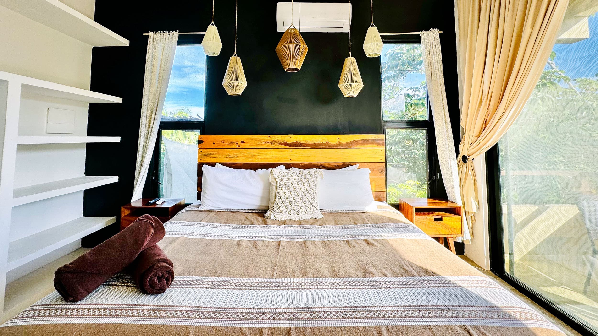 10 Unit Hotel/Apartment Building - Image 16