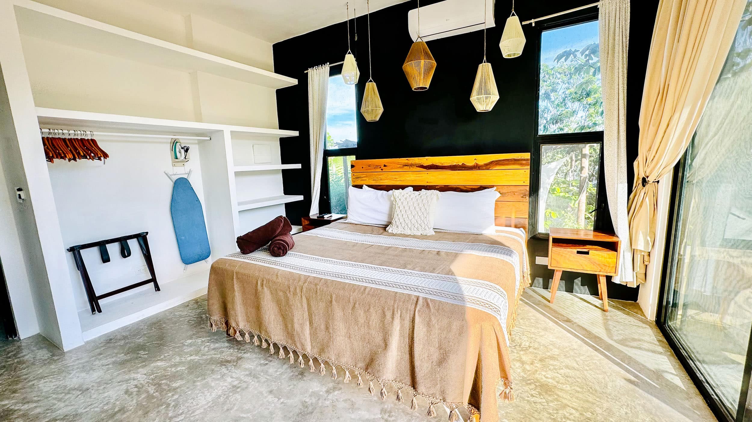 10 Unit Hotel/Apartment Building - Image 17