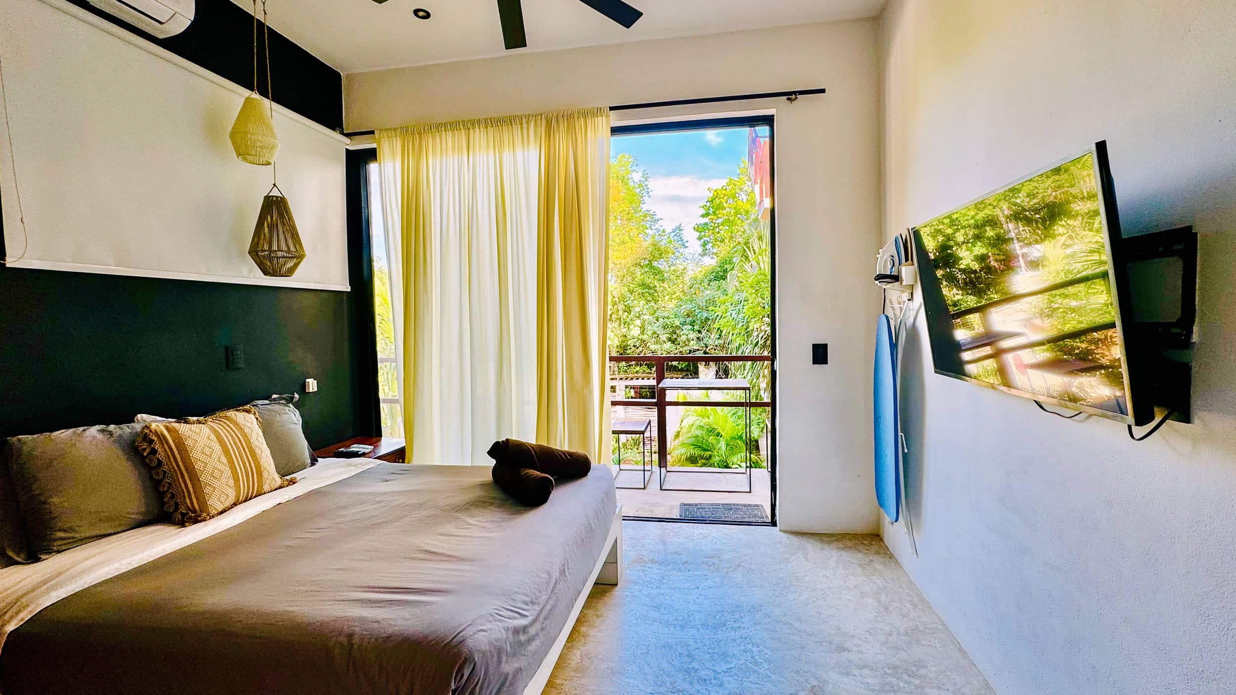 10 Unit Hotel/Apartment Building - Image 22