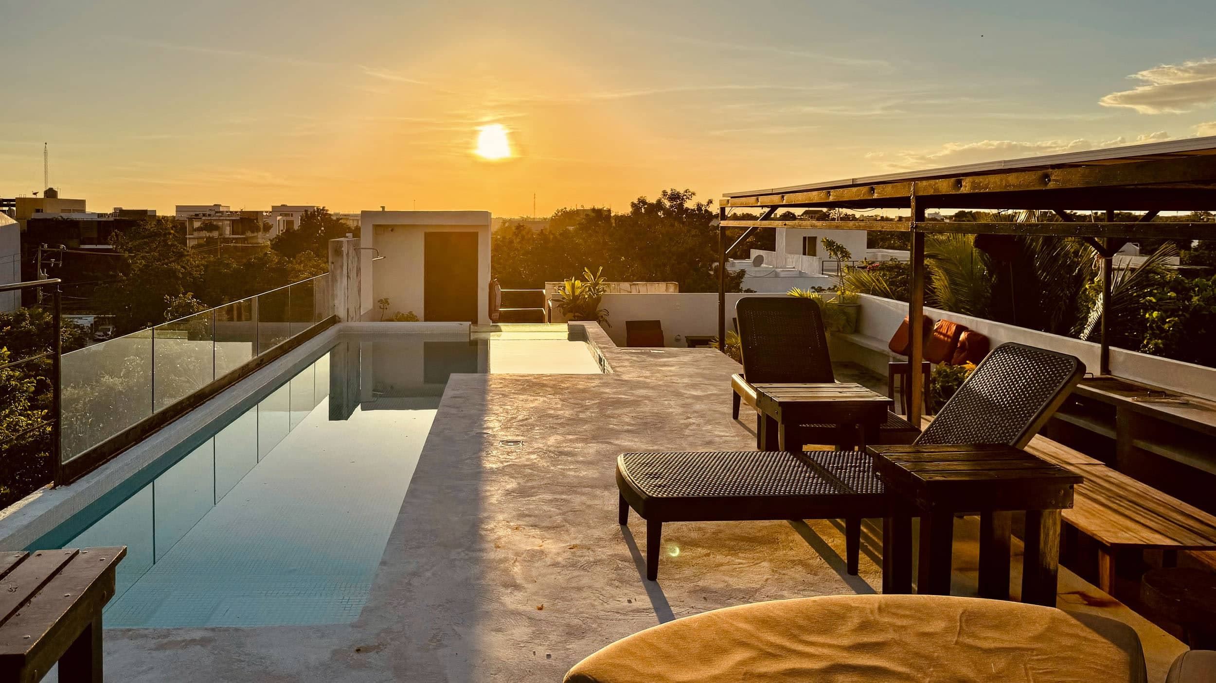 10 Unit Hotel/Apartment Building - Image 26