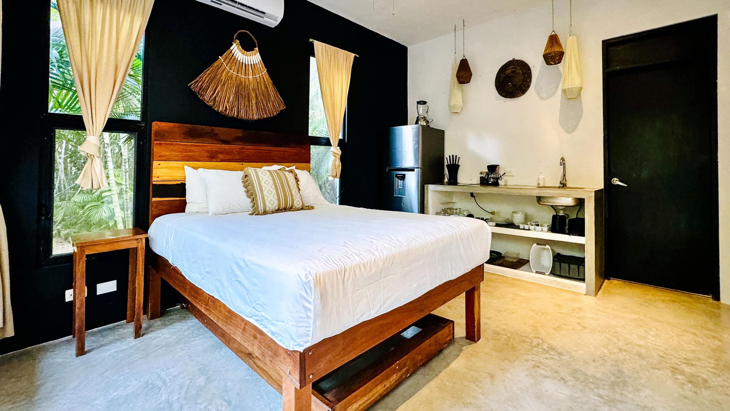 10 Unit Hotel/Apartment Building - Image 38