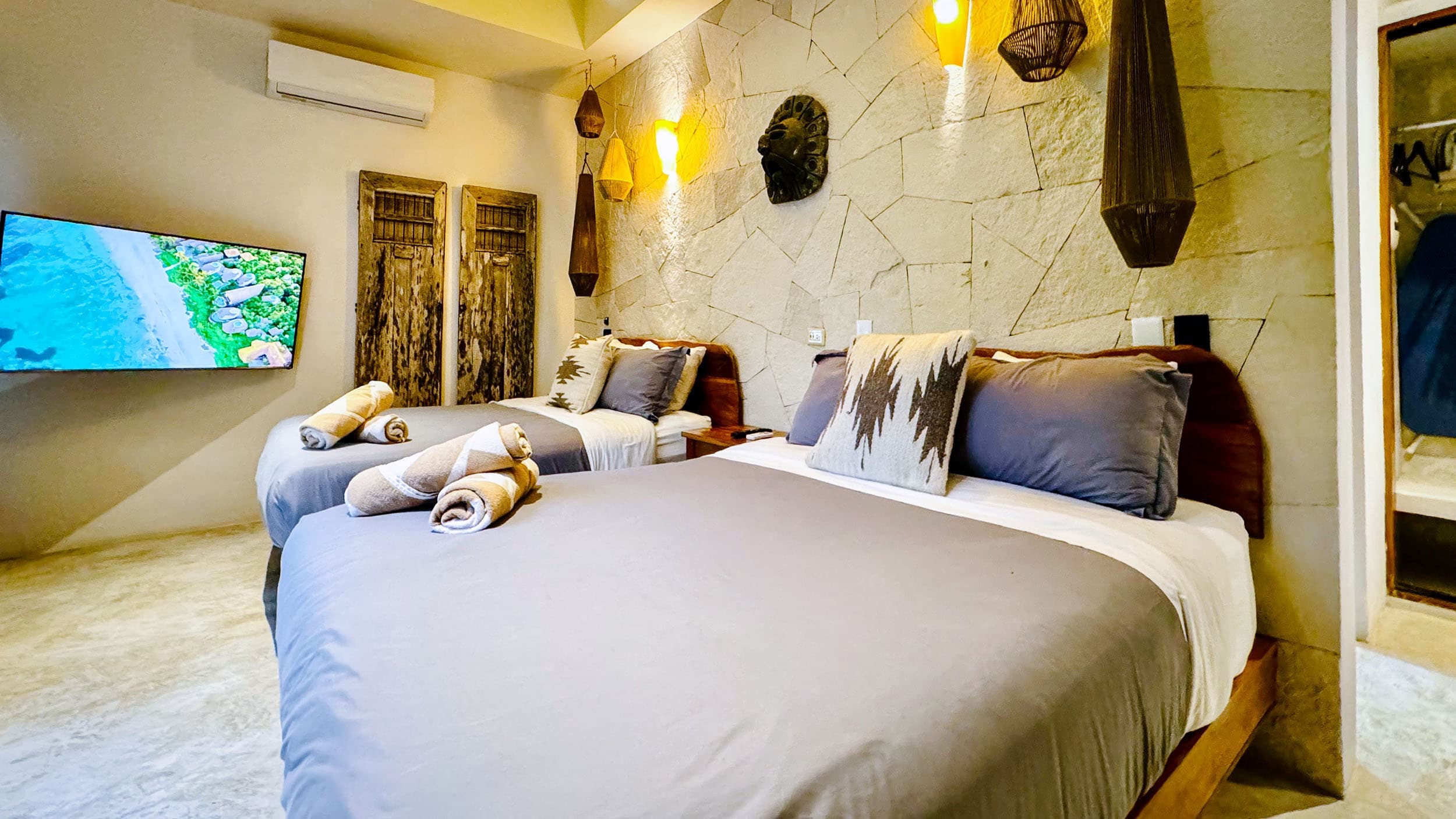 10 Unit Hotel/Apartment Building - Image 42