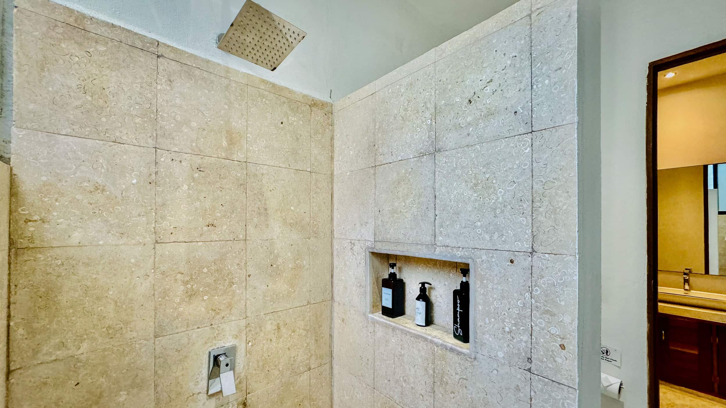 10 Unit Hotel/Apartment Building - Image 44