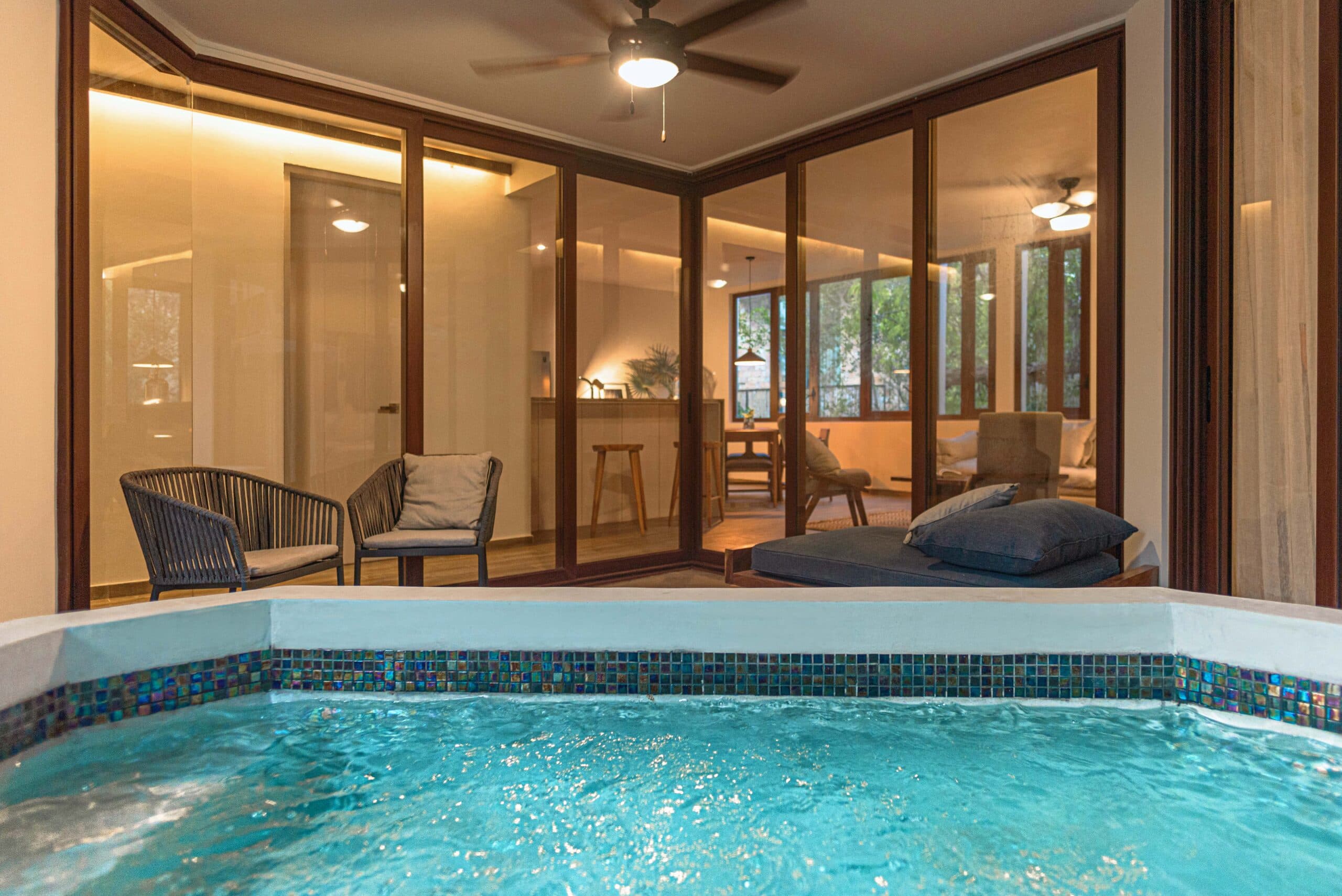 25 Room Boutique Hotel - Image 4
