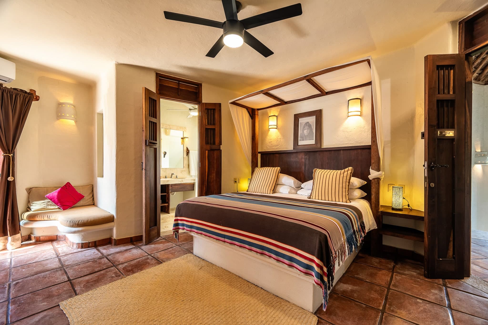 Jade Bay 9 - Image 23