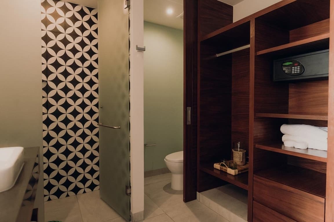 31 Room Boutique Hotel - Image 8