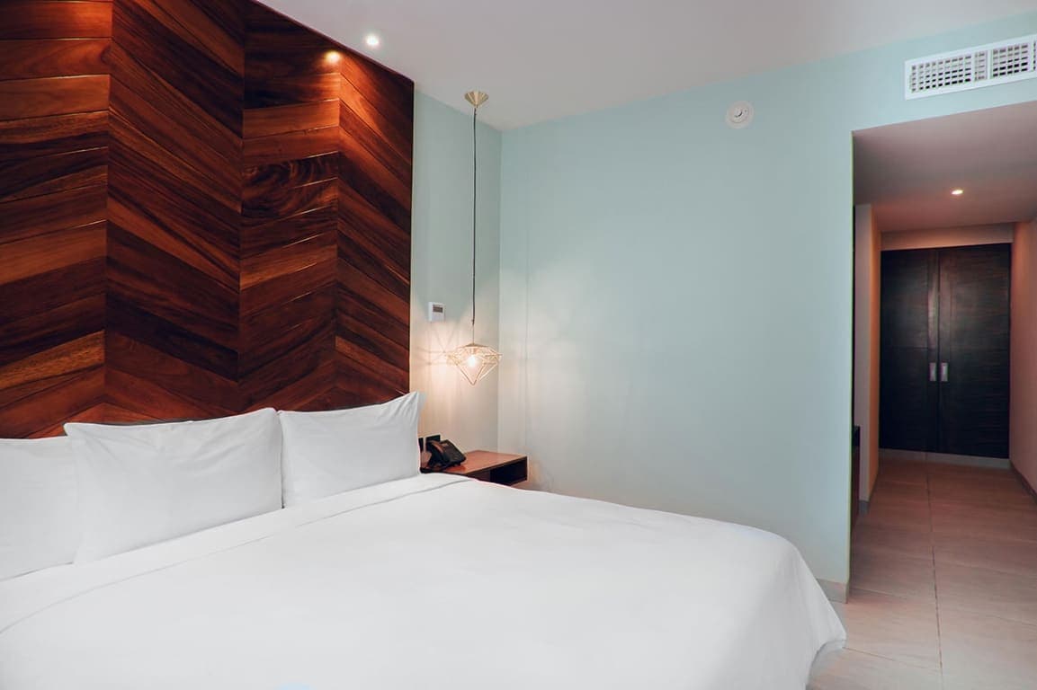 31 Room Boutique Hotel - Image 15